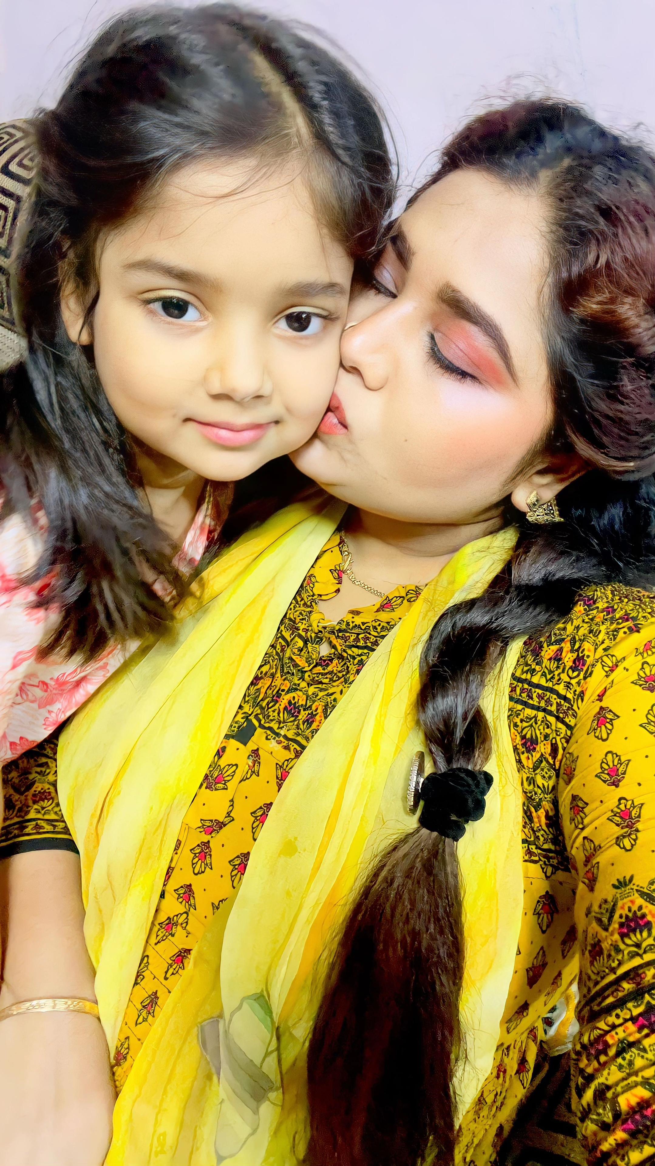 @Santa Hossain