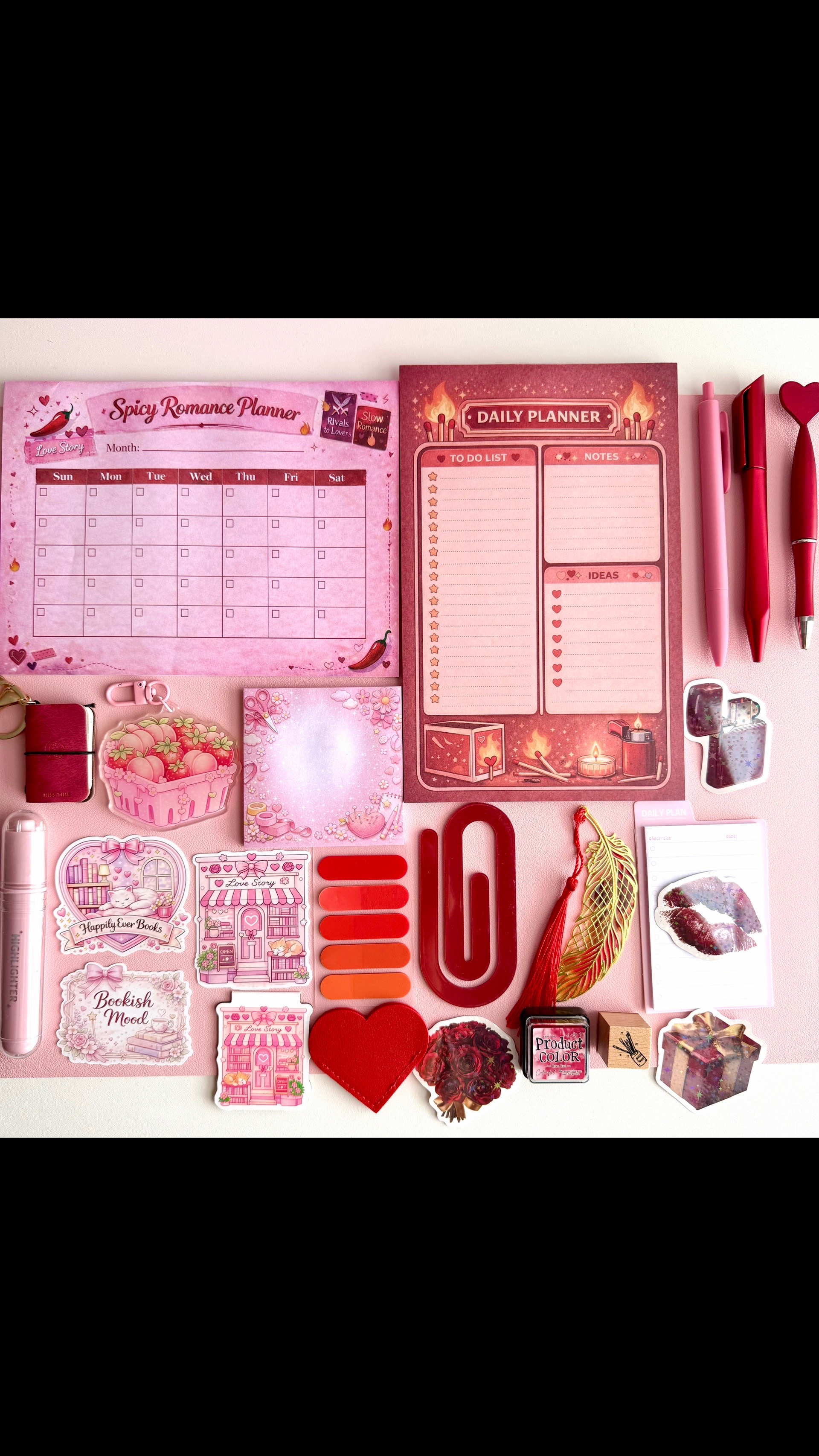 @BOOKISH.BUNDLES ๐
