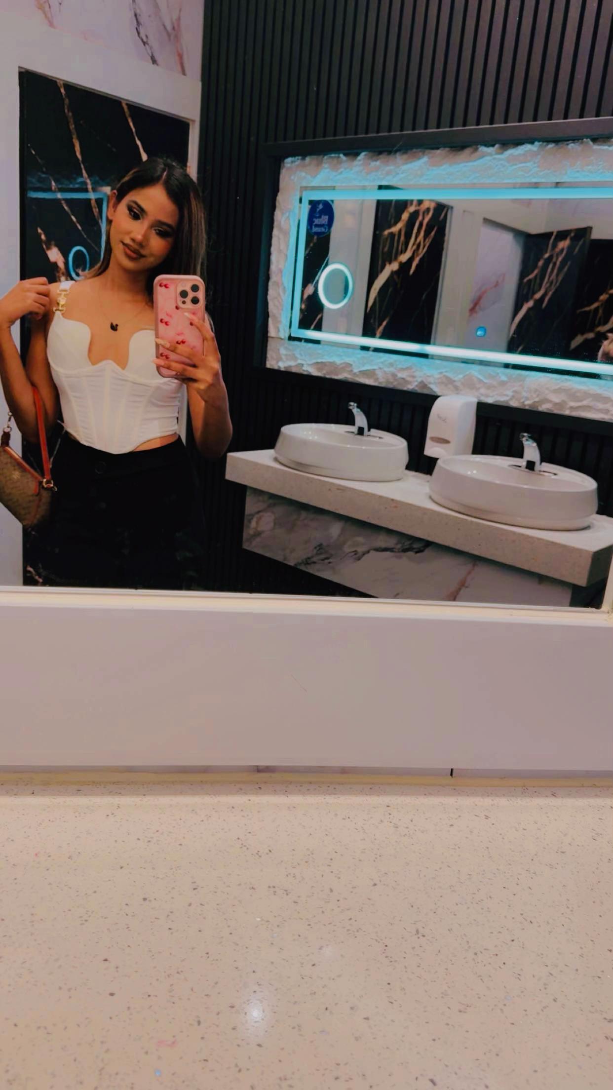 @-🦋Kelly🦋-