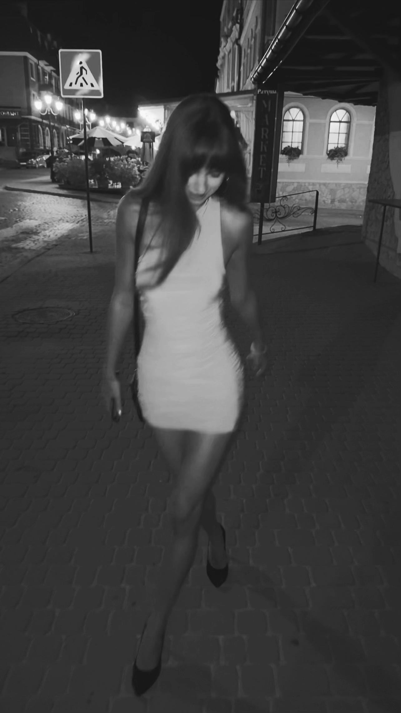 @Дара