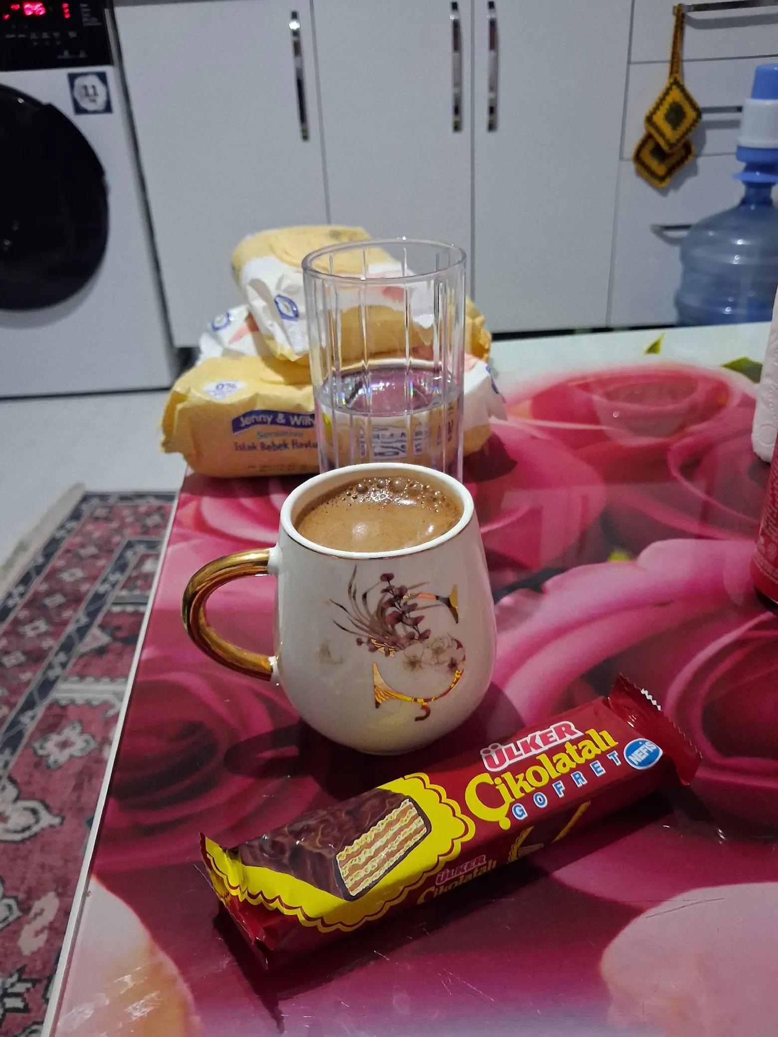 @Emine Ay
