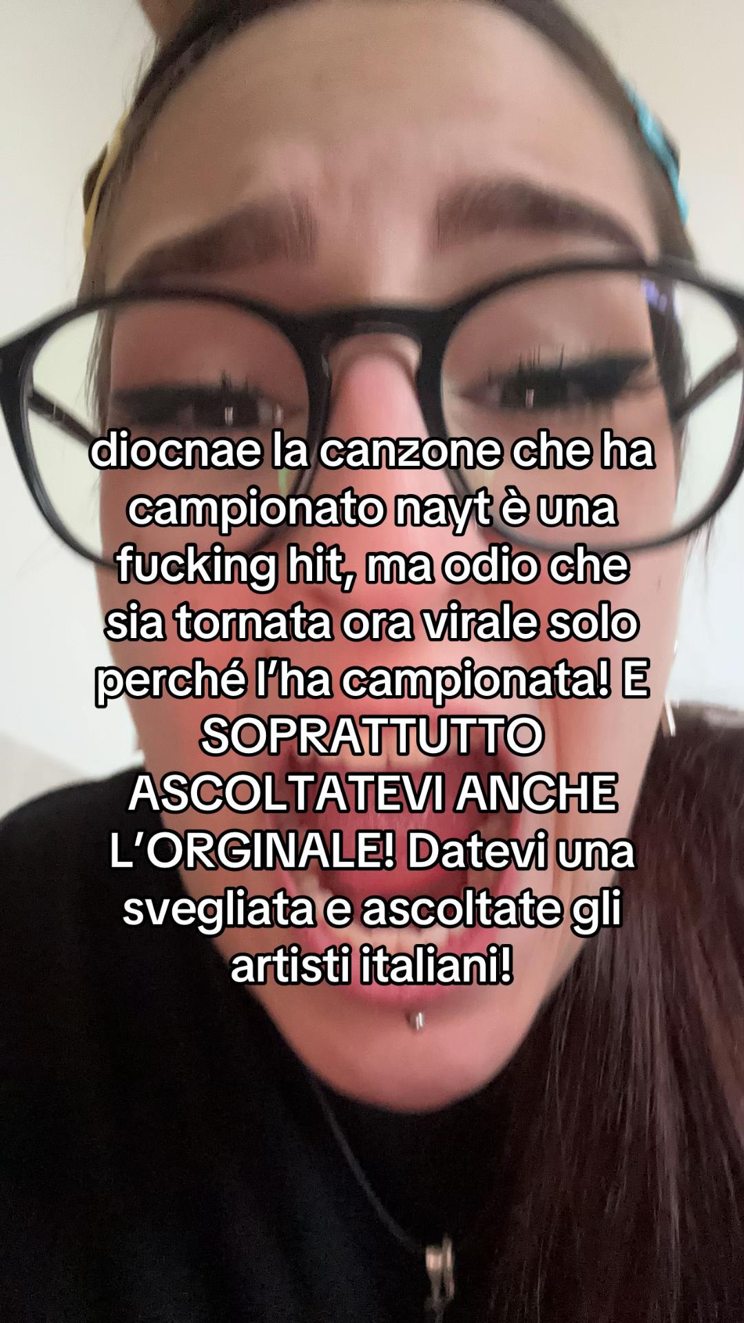@🦦
