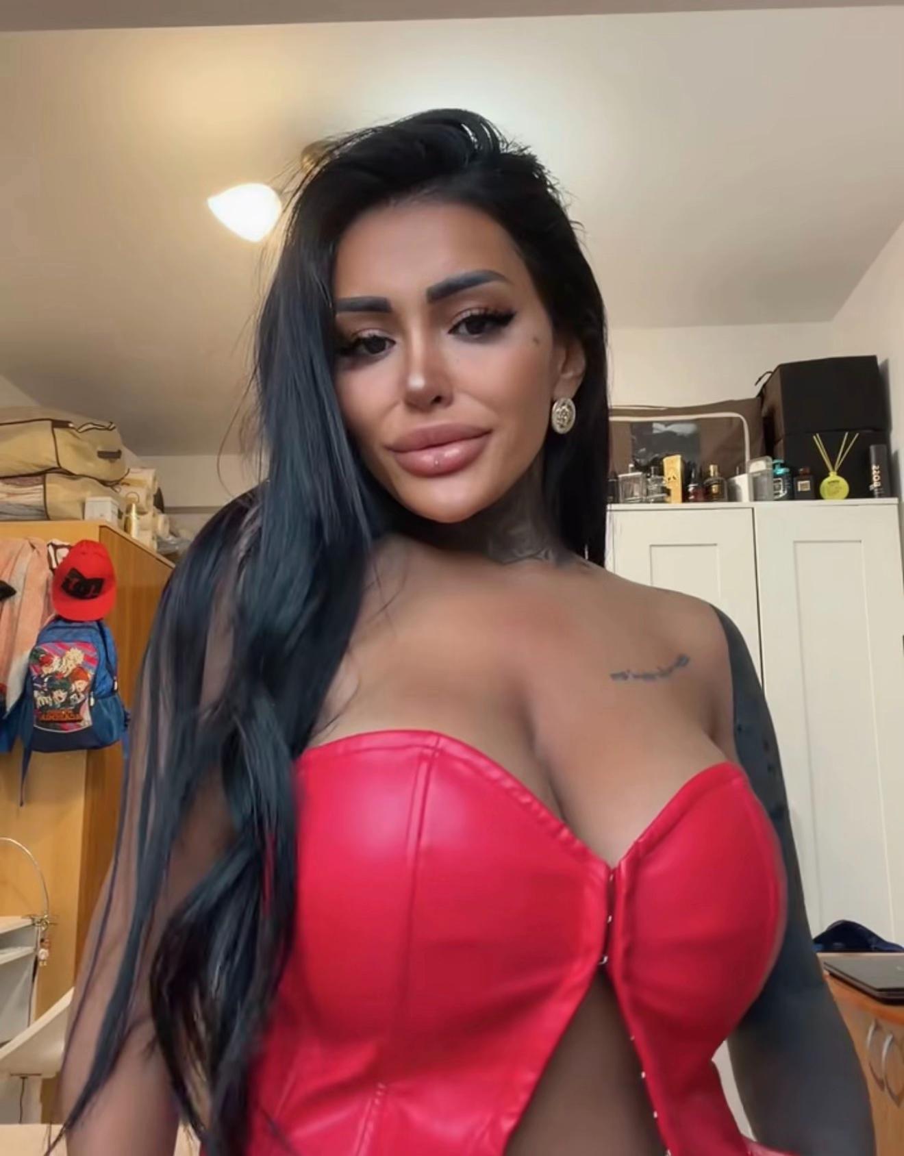 @Gabriela Ayan Buga