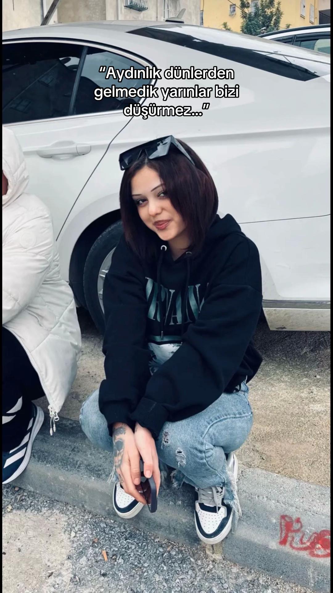 @çaki🦈