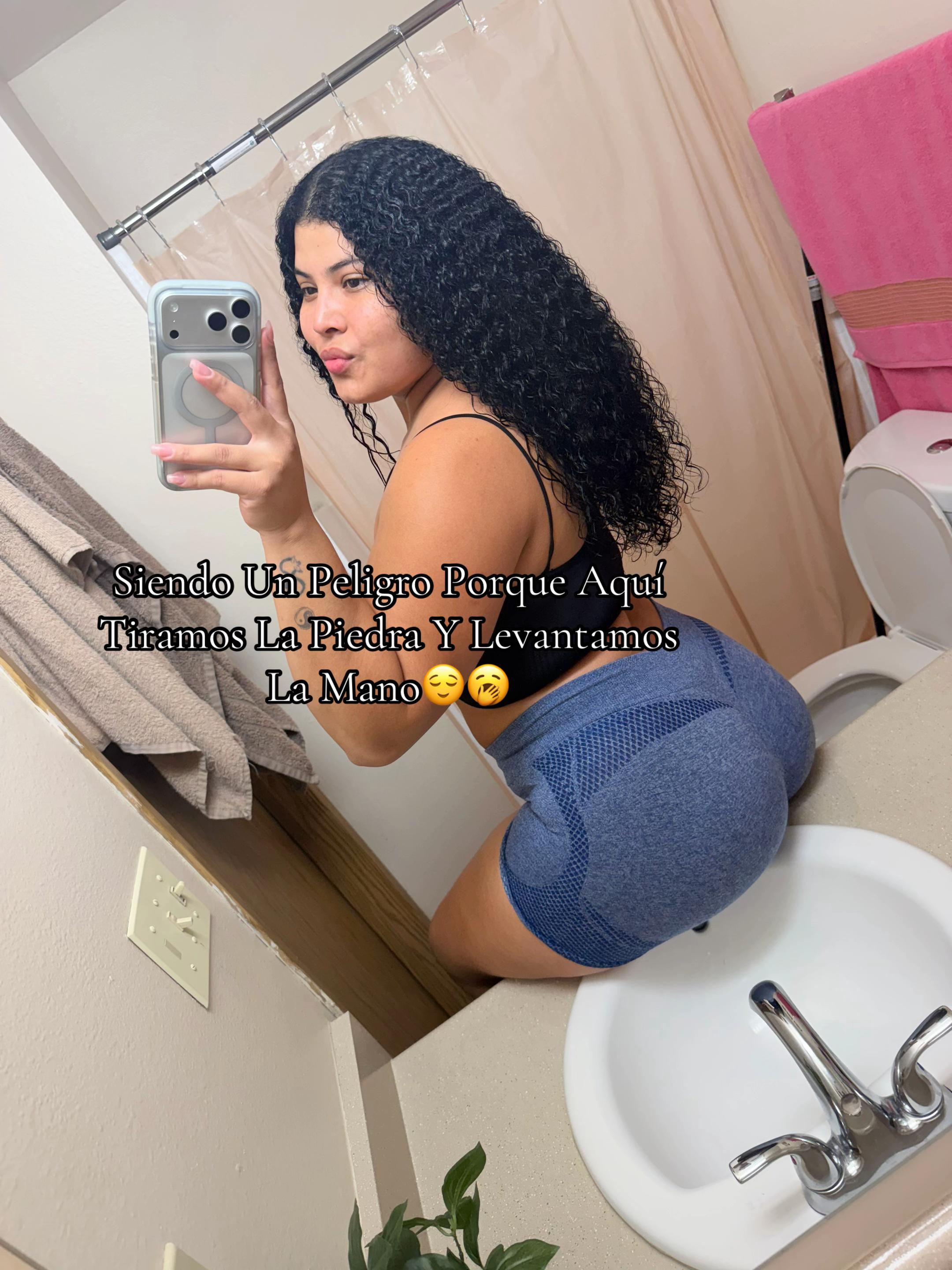 @nayelislunar2