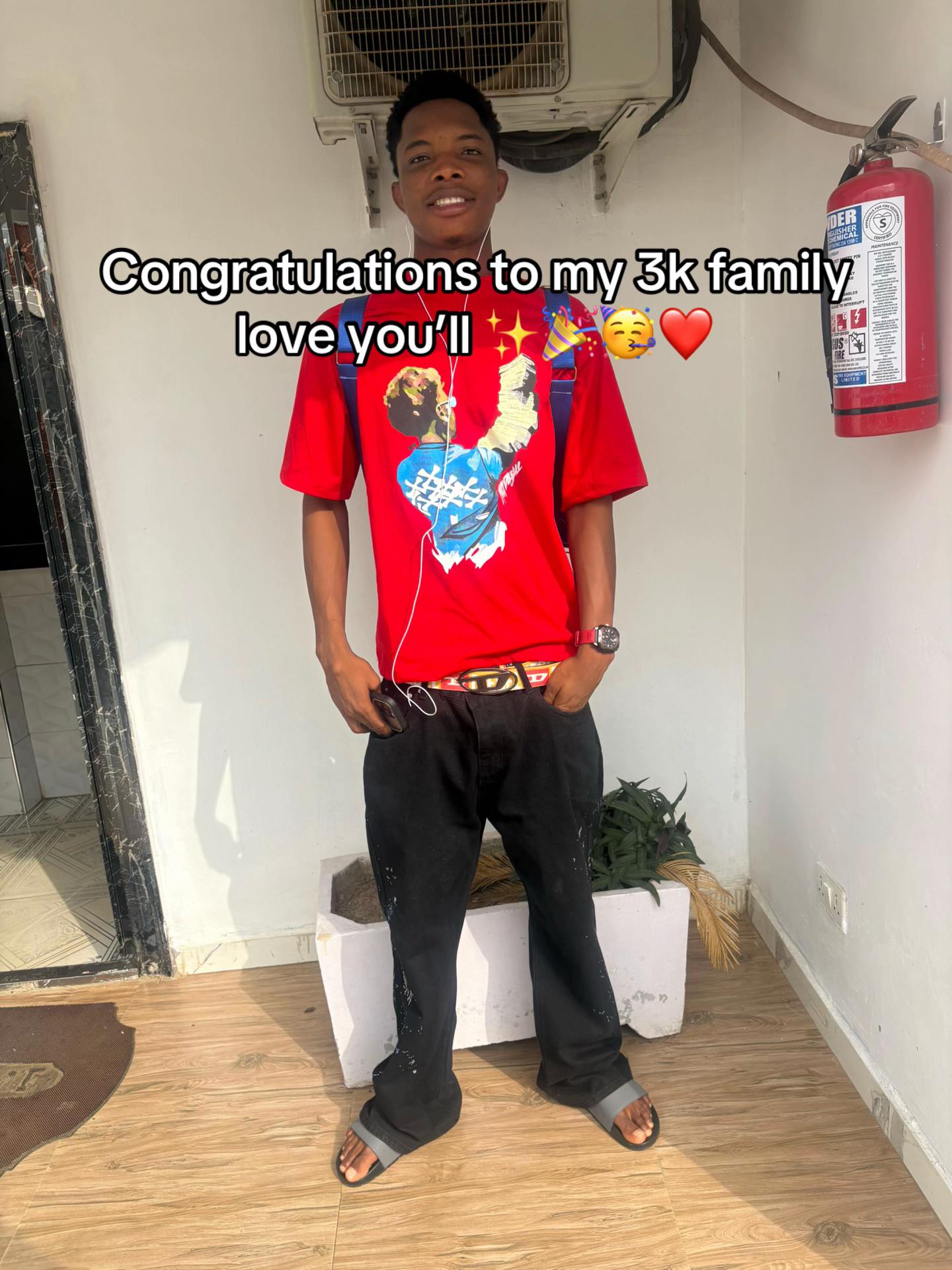 @iam_nuxzy