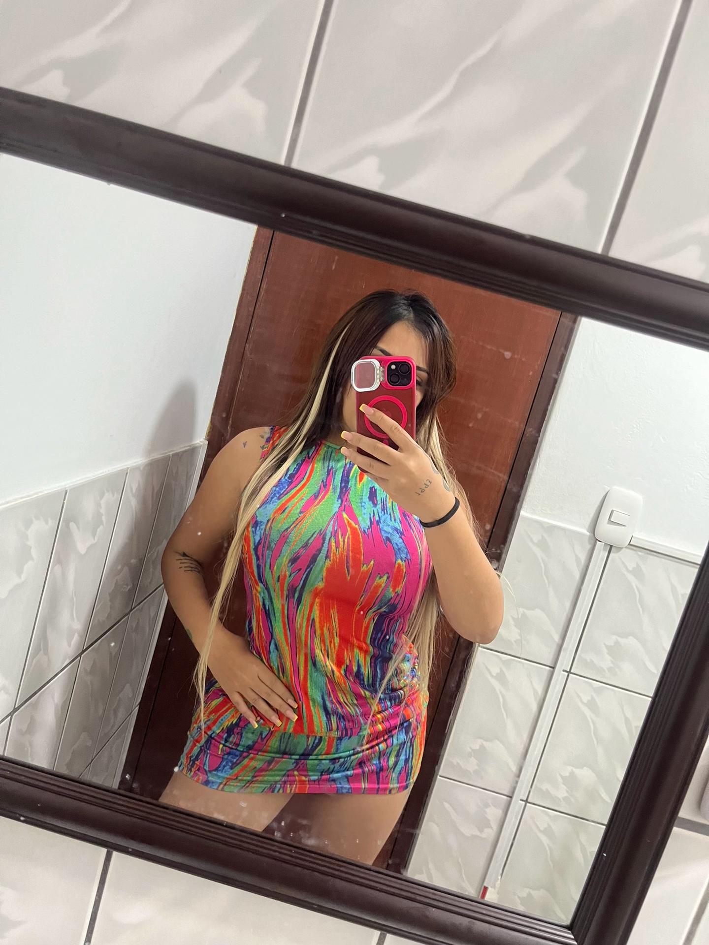 @valeria reyes