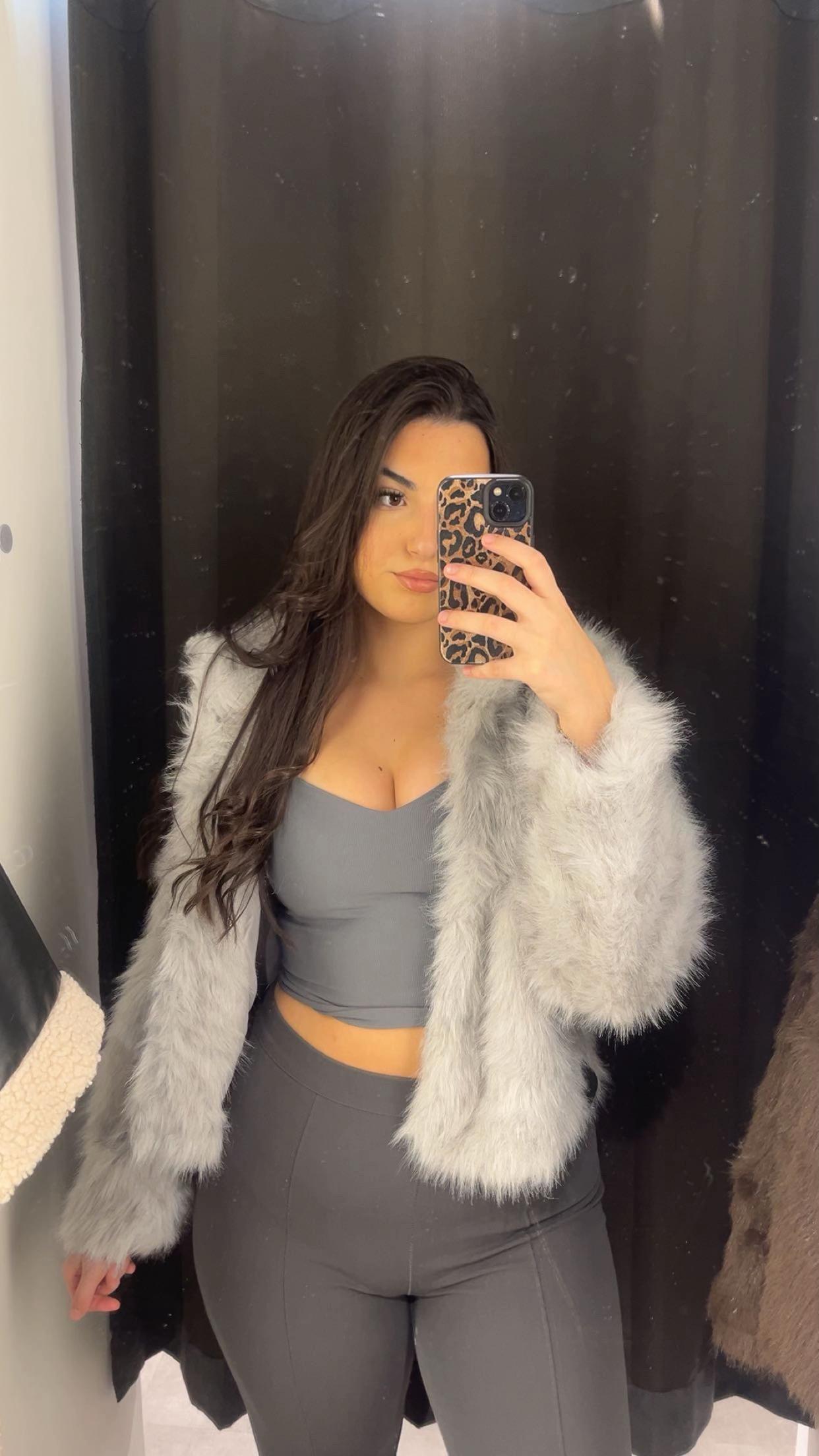 @𝐆𝐫𝐞𝐬𝐚