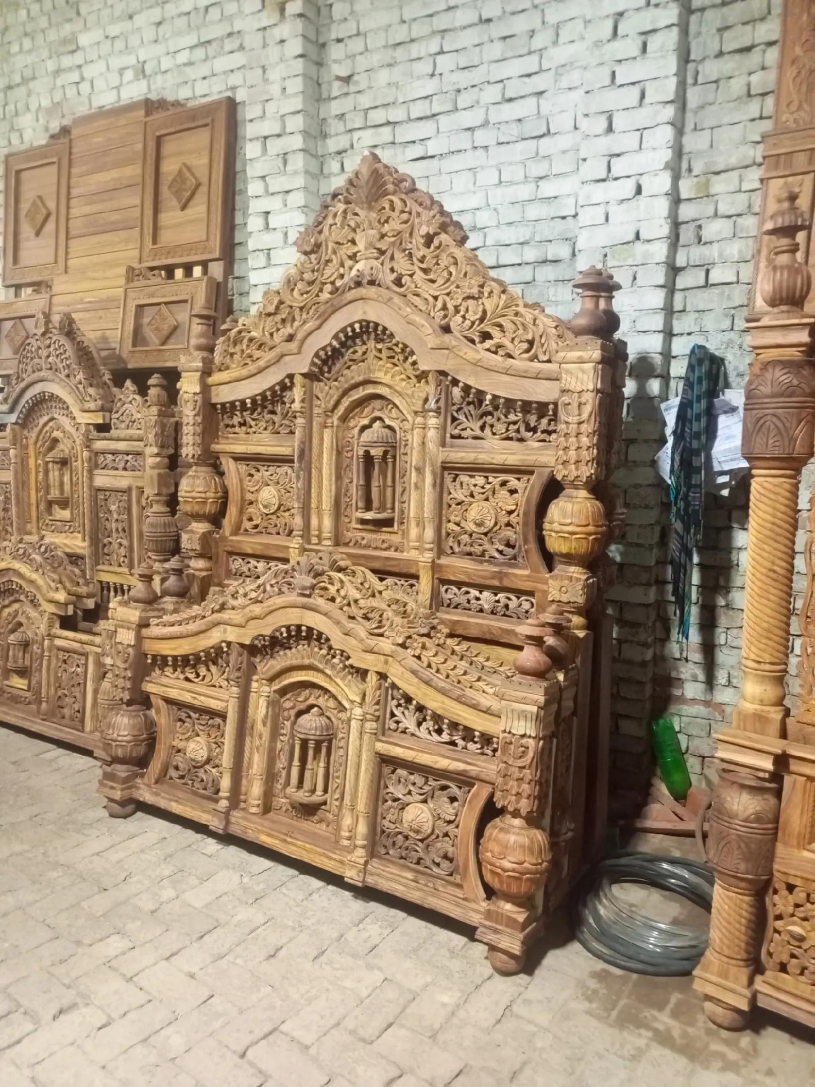 @M Akbar
