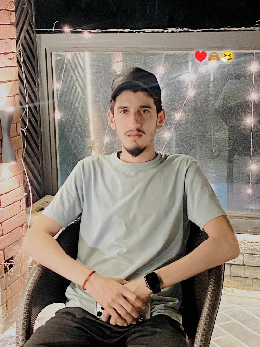 @𝙈𝙄𝘼𝙉 𝙁𝘼𝙕𝙕𝙄💸