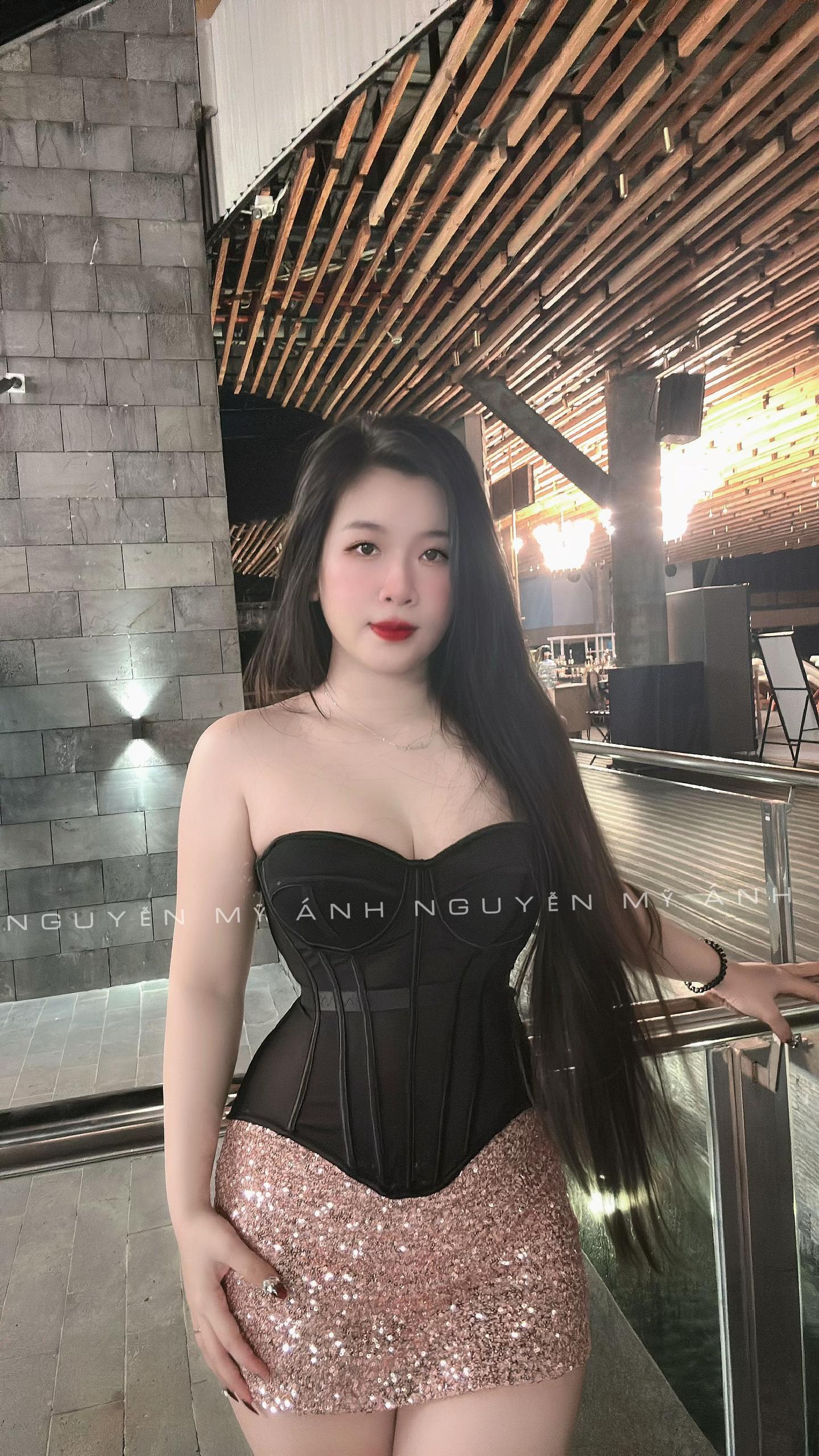 @Mỹ&Aacute;nh t&oacute;c d&agrave;i điệu lắm &aacute;🇻🇳