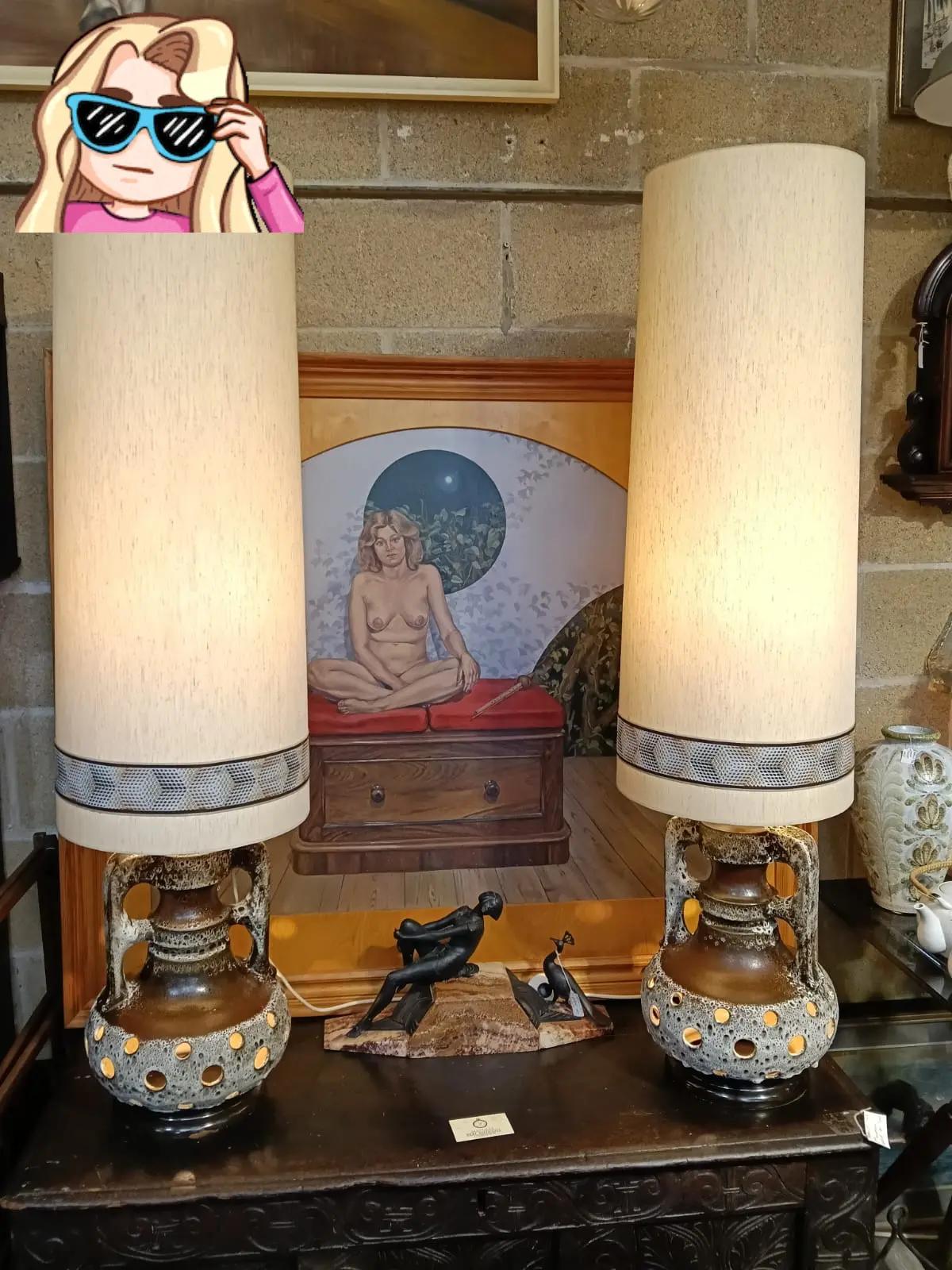 @Click Antiques Warehouse