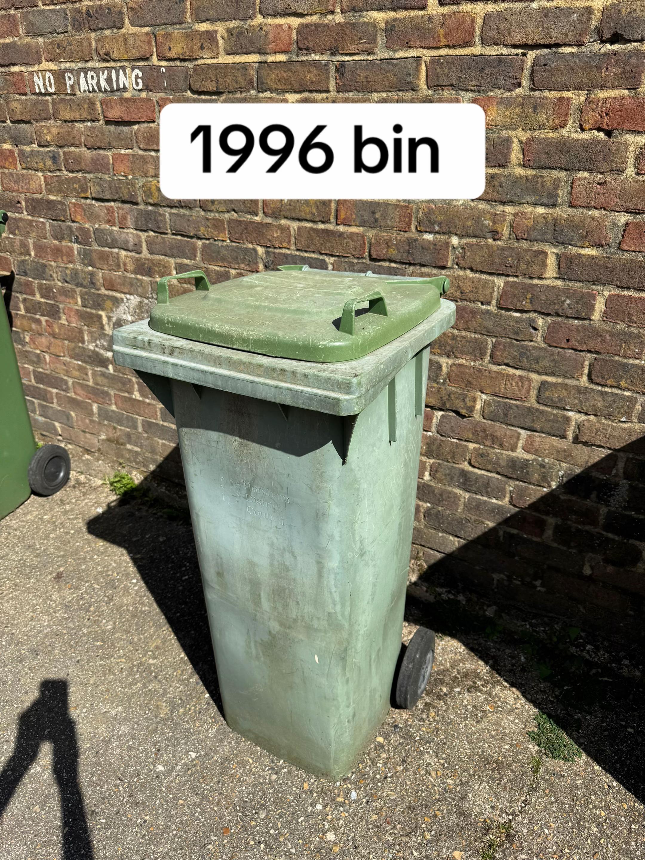 @Sussex Bin Lorrys