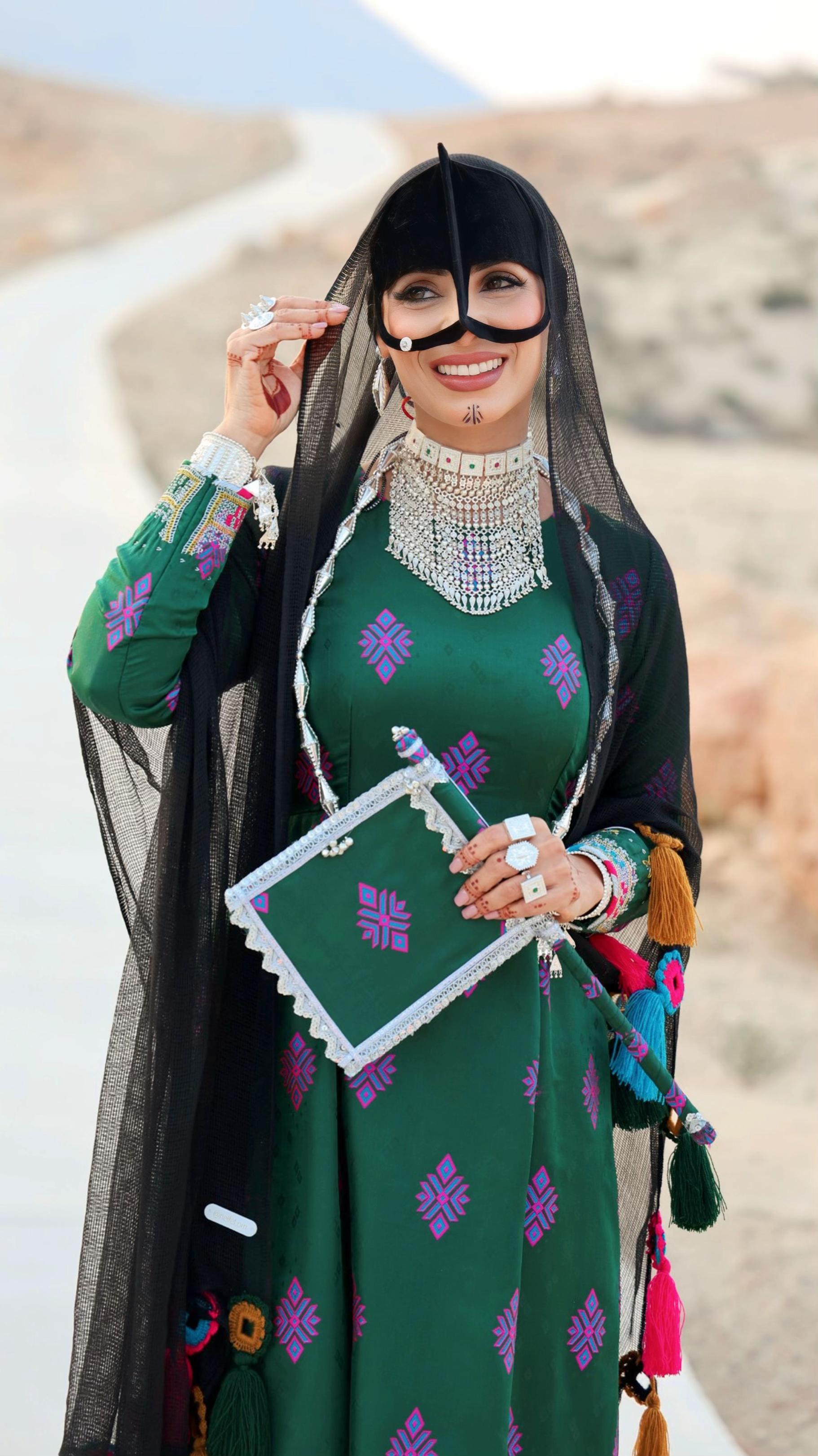 @Lamialrahbi