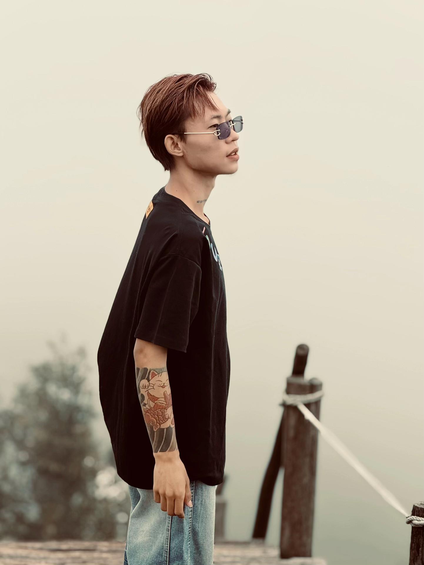 @秋菲