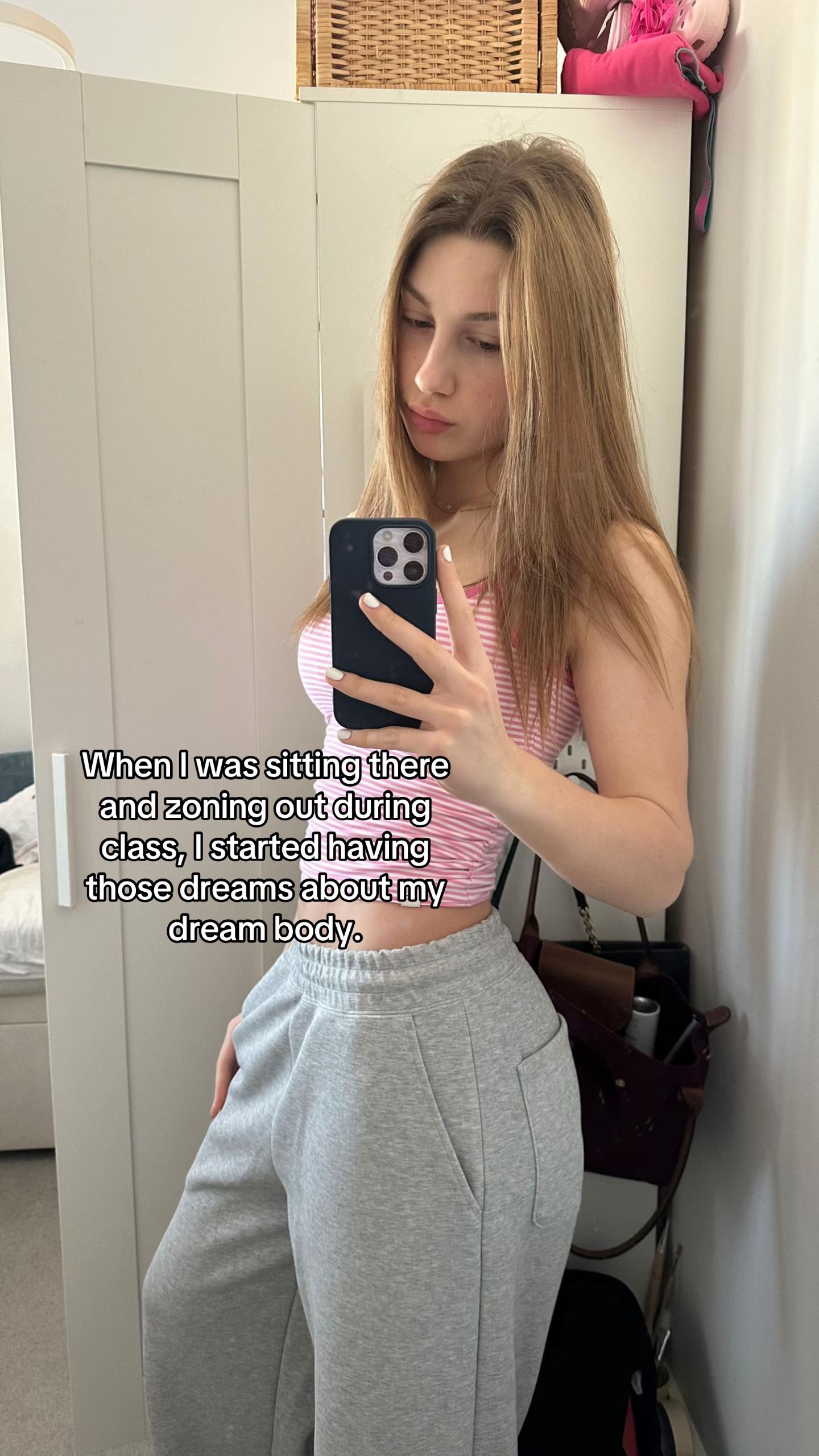 @๐๐ฏ๐๐ฅ๐ข๐ง๐ ๐ญ๐ซ๐ข๐๐จ๐ข ๊จ