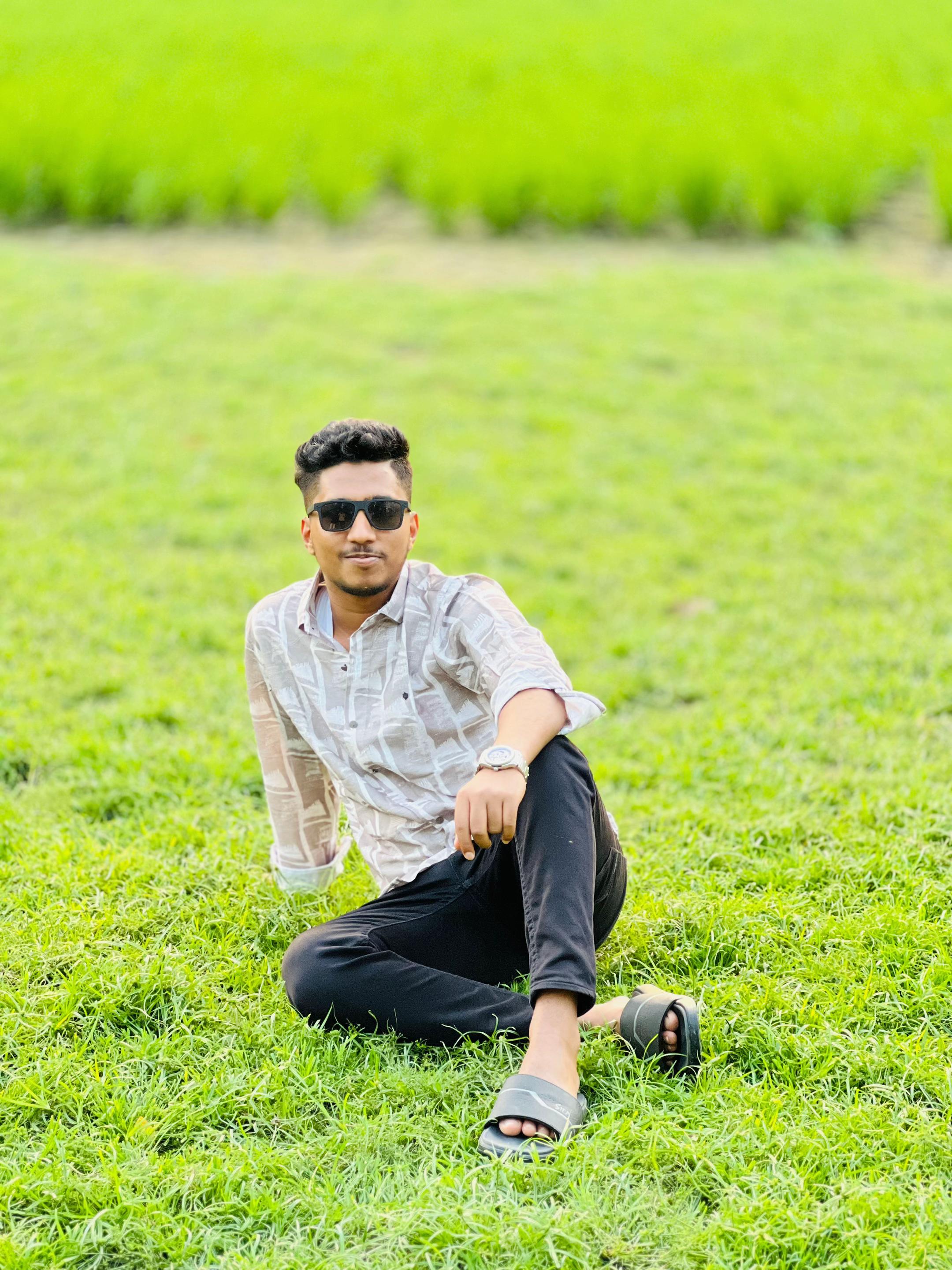 @🤷AHMED RIAYZ🤦