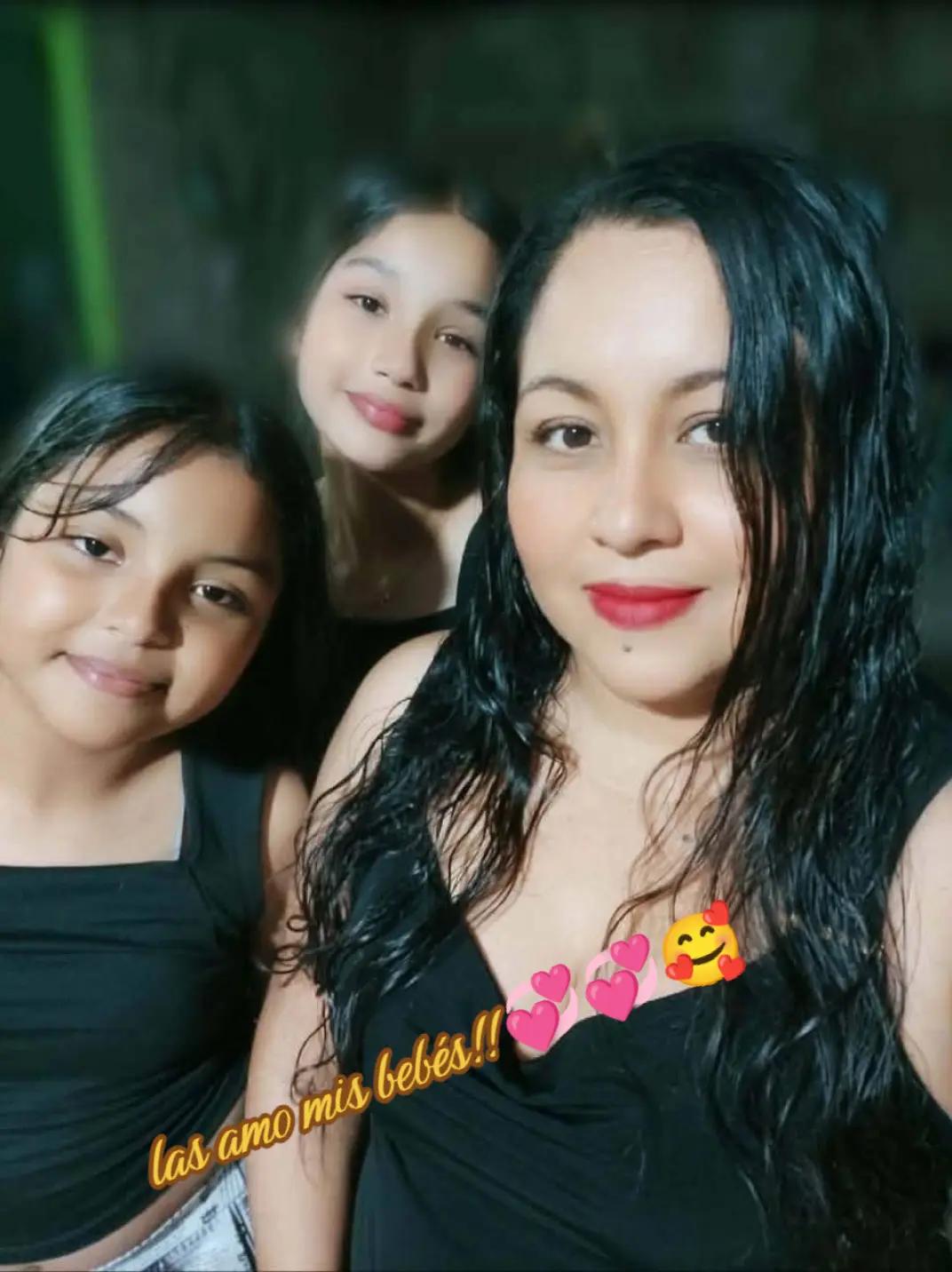 @Lila👩❤️👨👸🏻👸🏽