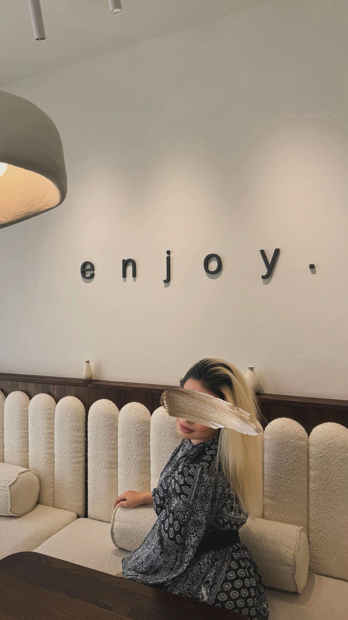 @Dior