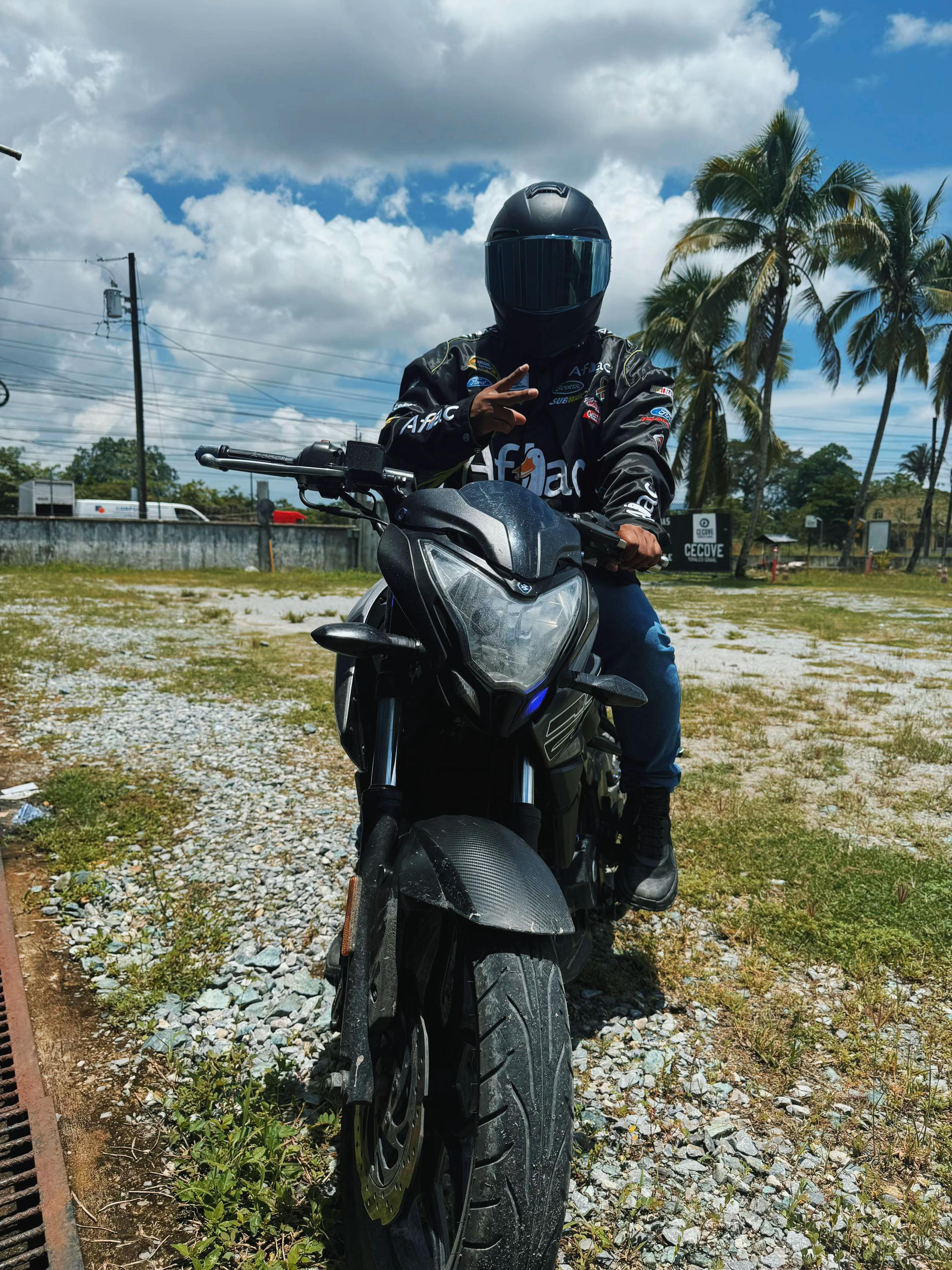 @L&aacute;zaro Espino