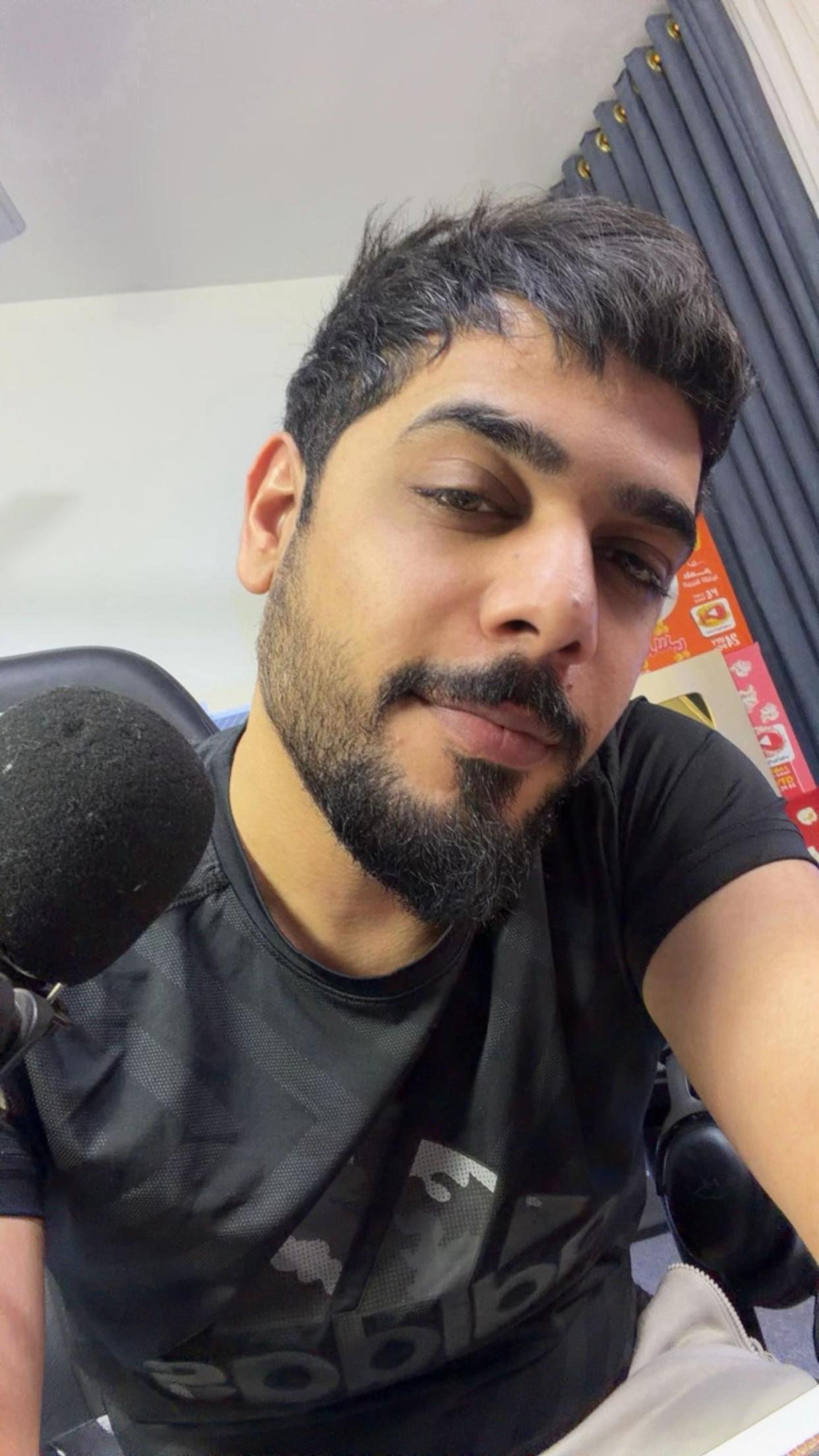 @علي شاكر