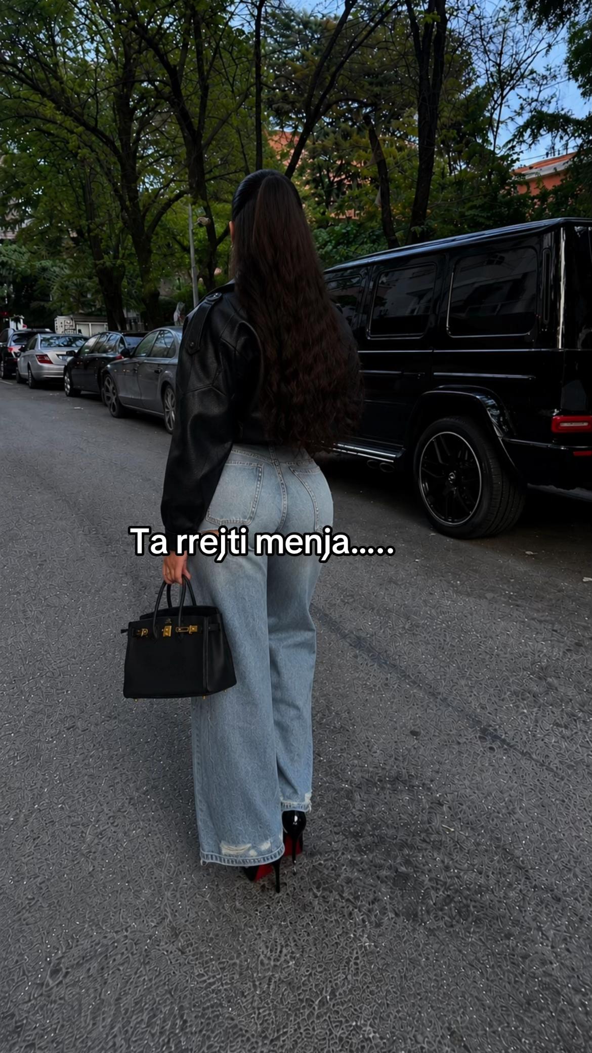 @artiola.d1