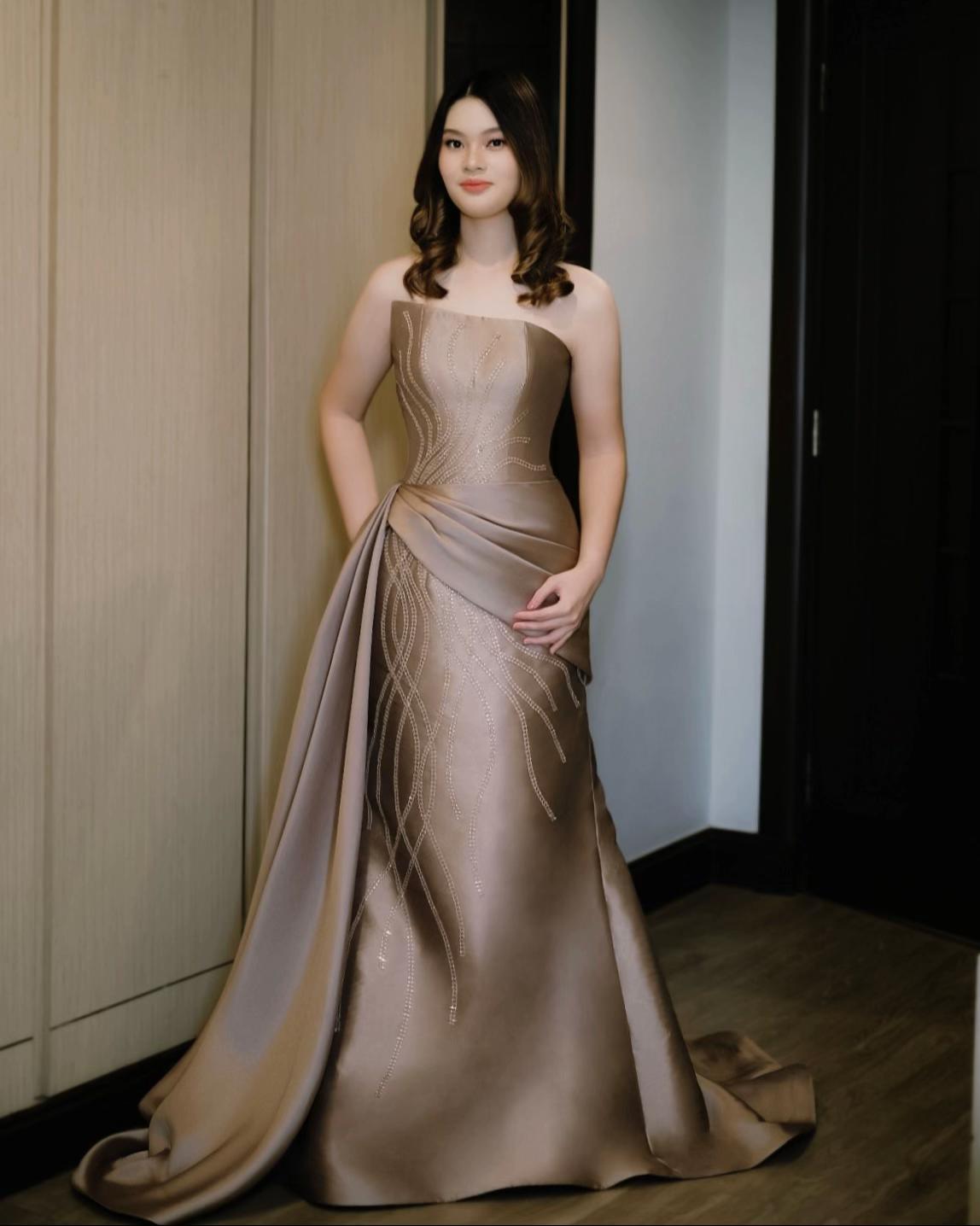 @Ivory Bridal