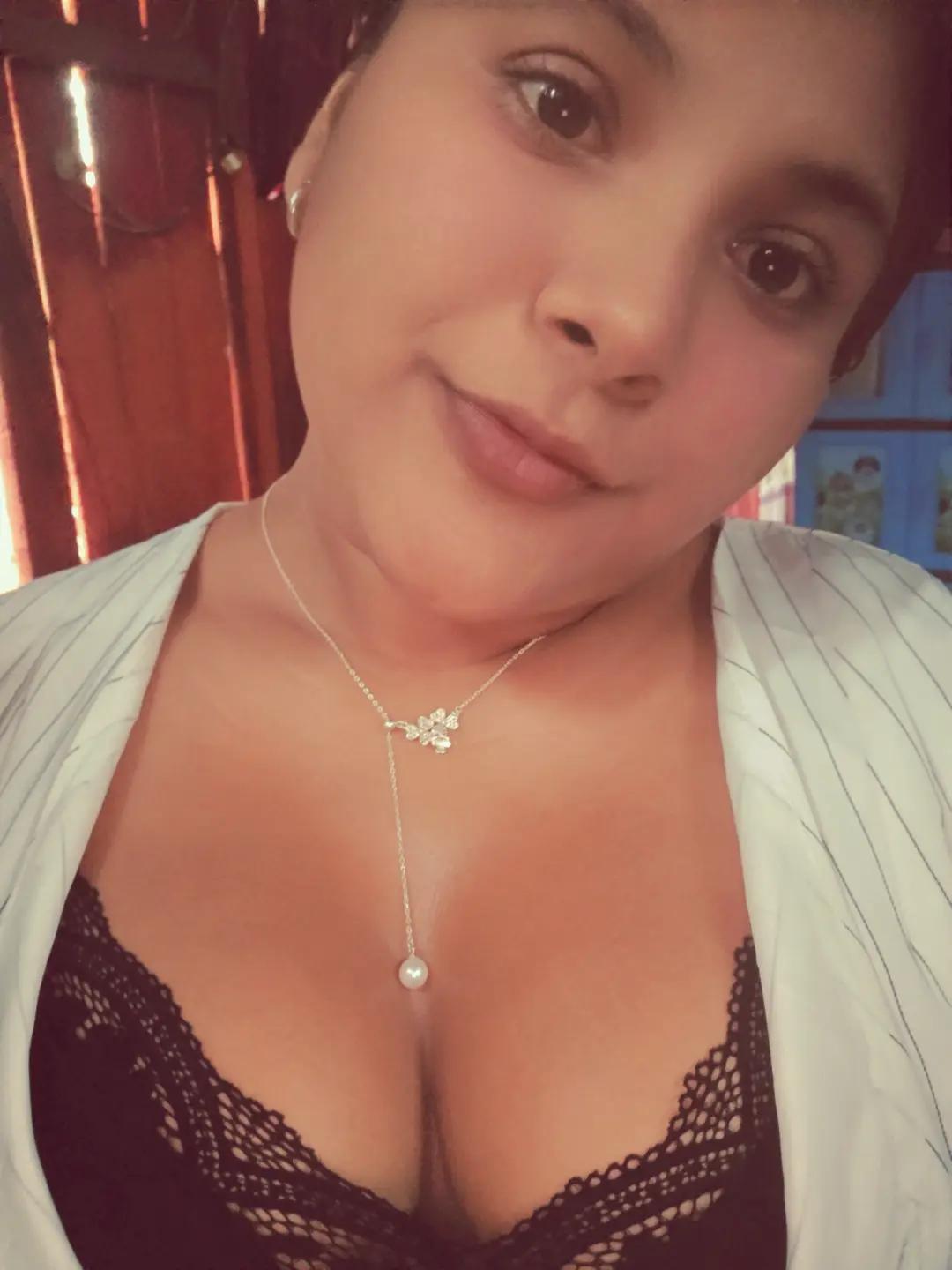 @EvelynHernandez.07/10/00💞🍃🌼