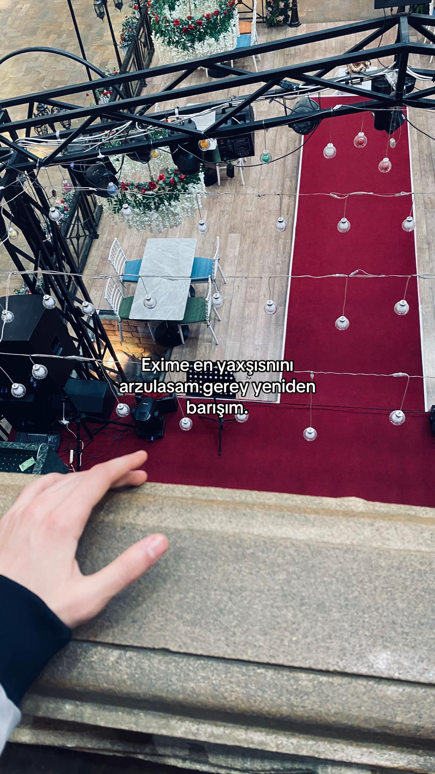 @𝑪.𝑬🦁