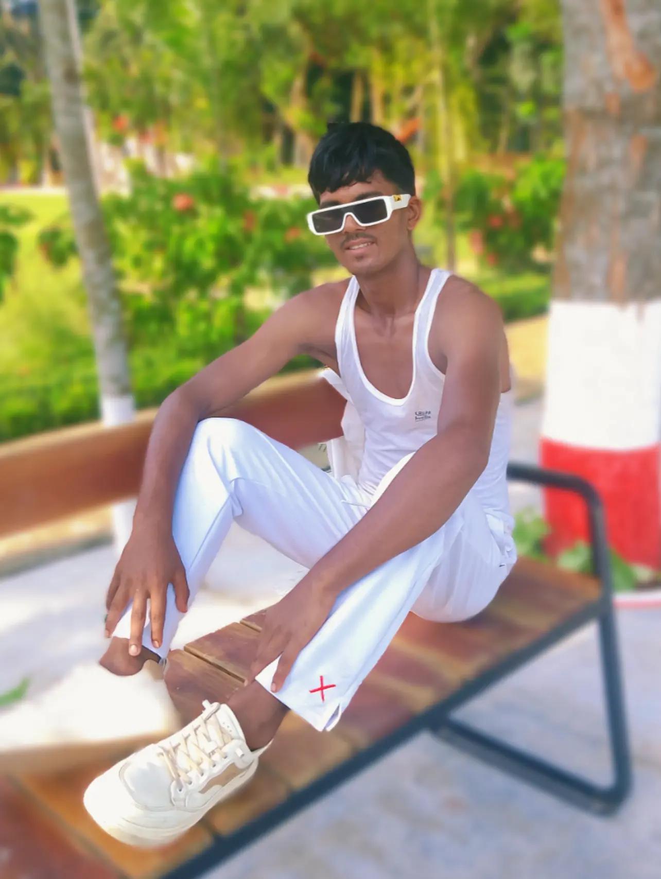 @꧁ঔৣ☬✞&rarr;Anish♪ celebrity&larr;✞☬ঔৣ꧂