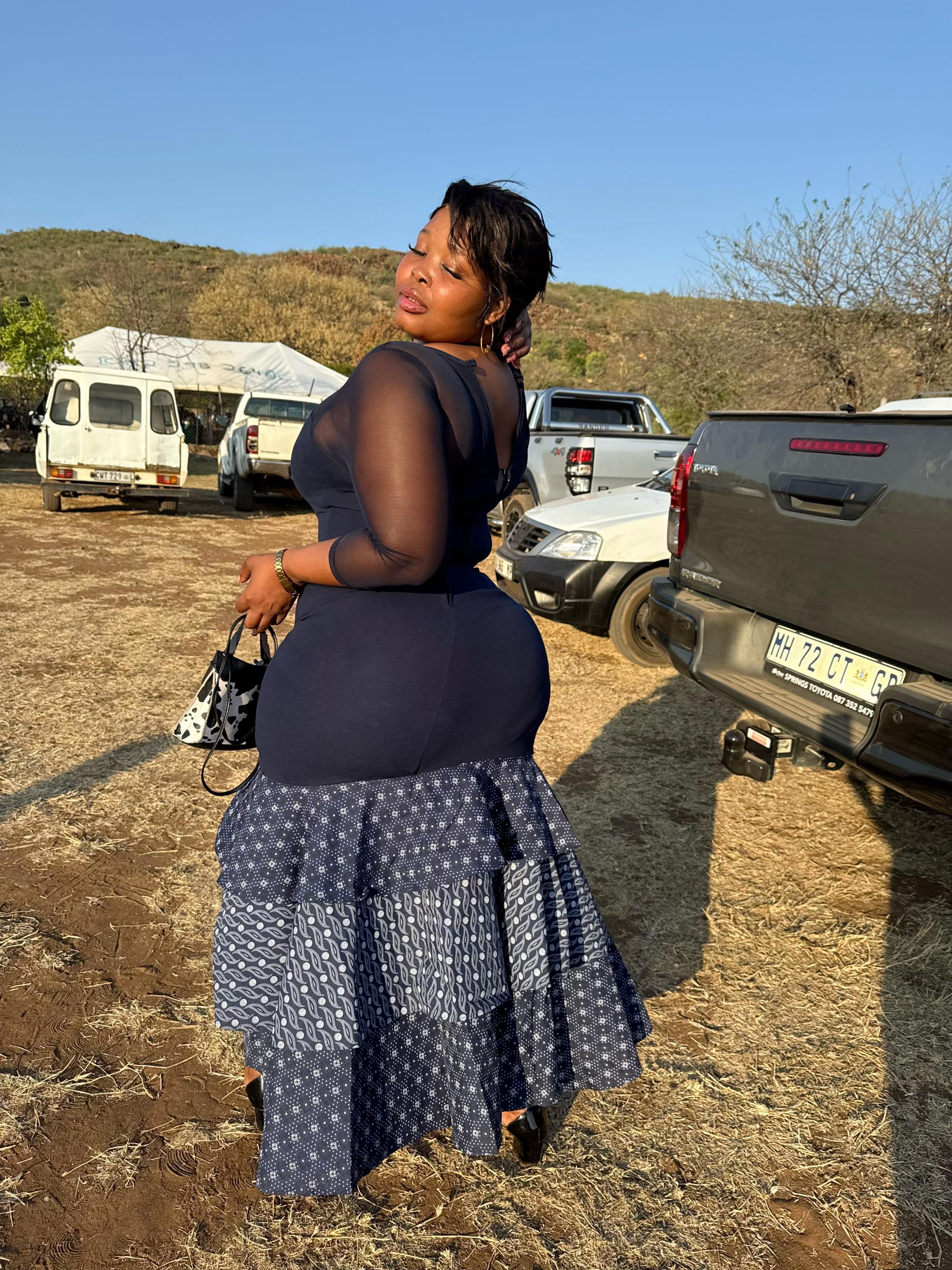 @Curvilicious 🥰F