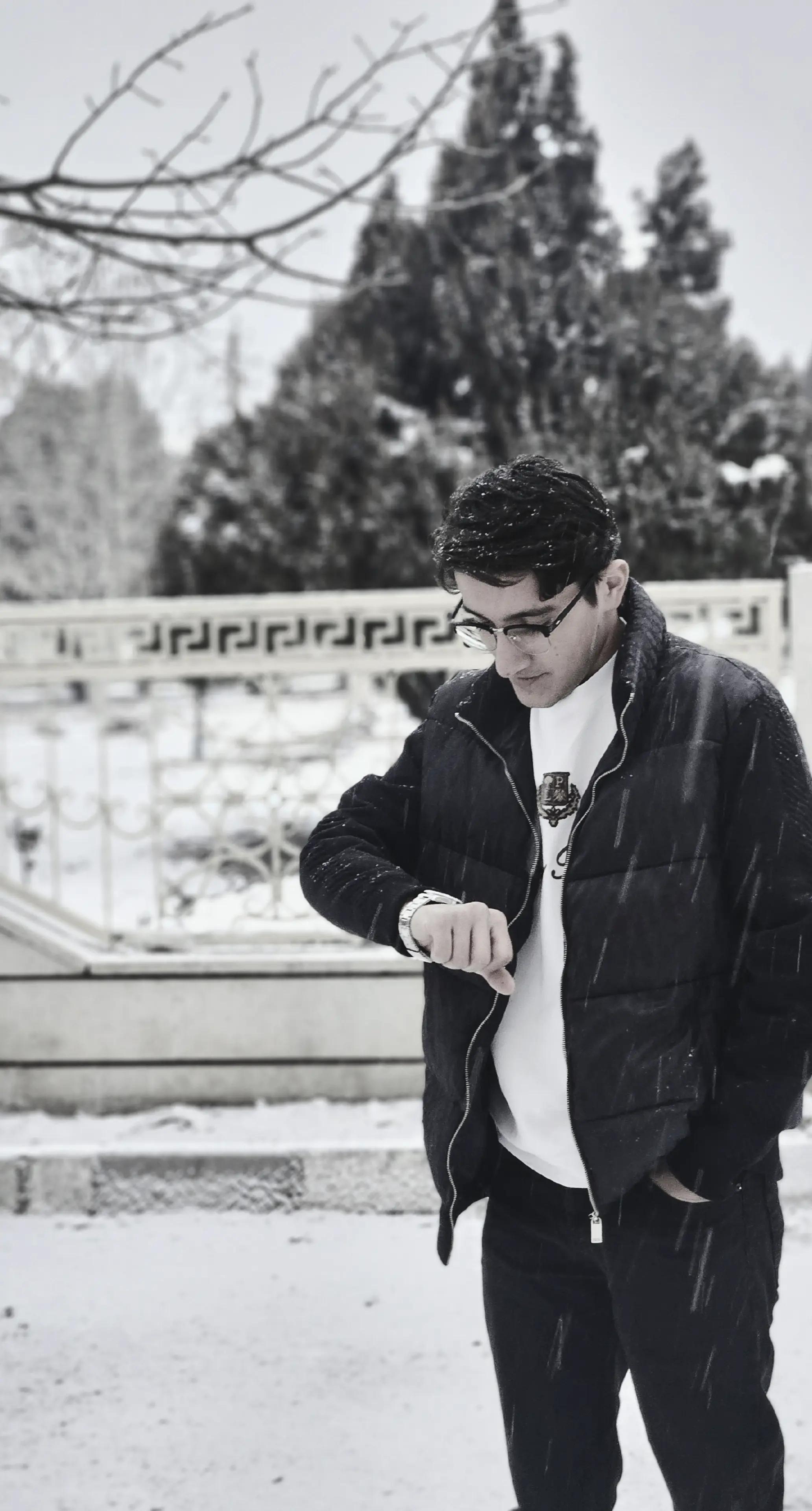 @Receb Heyderov