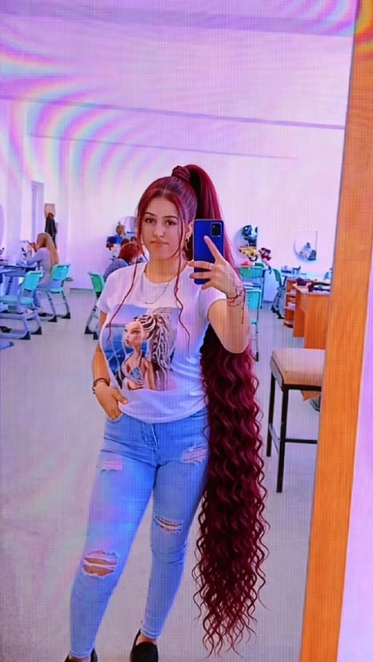 @Alexandra🤍👑