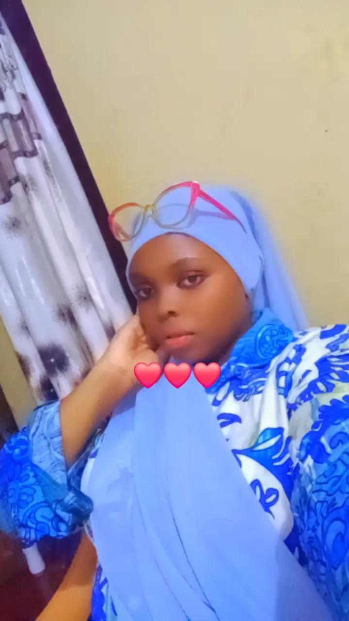 @mwanamina salim oo2
