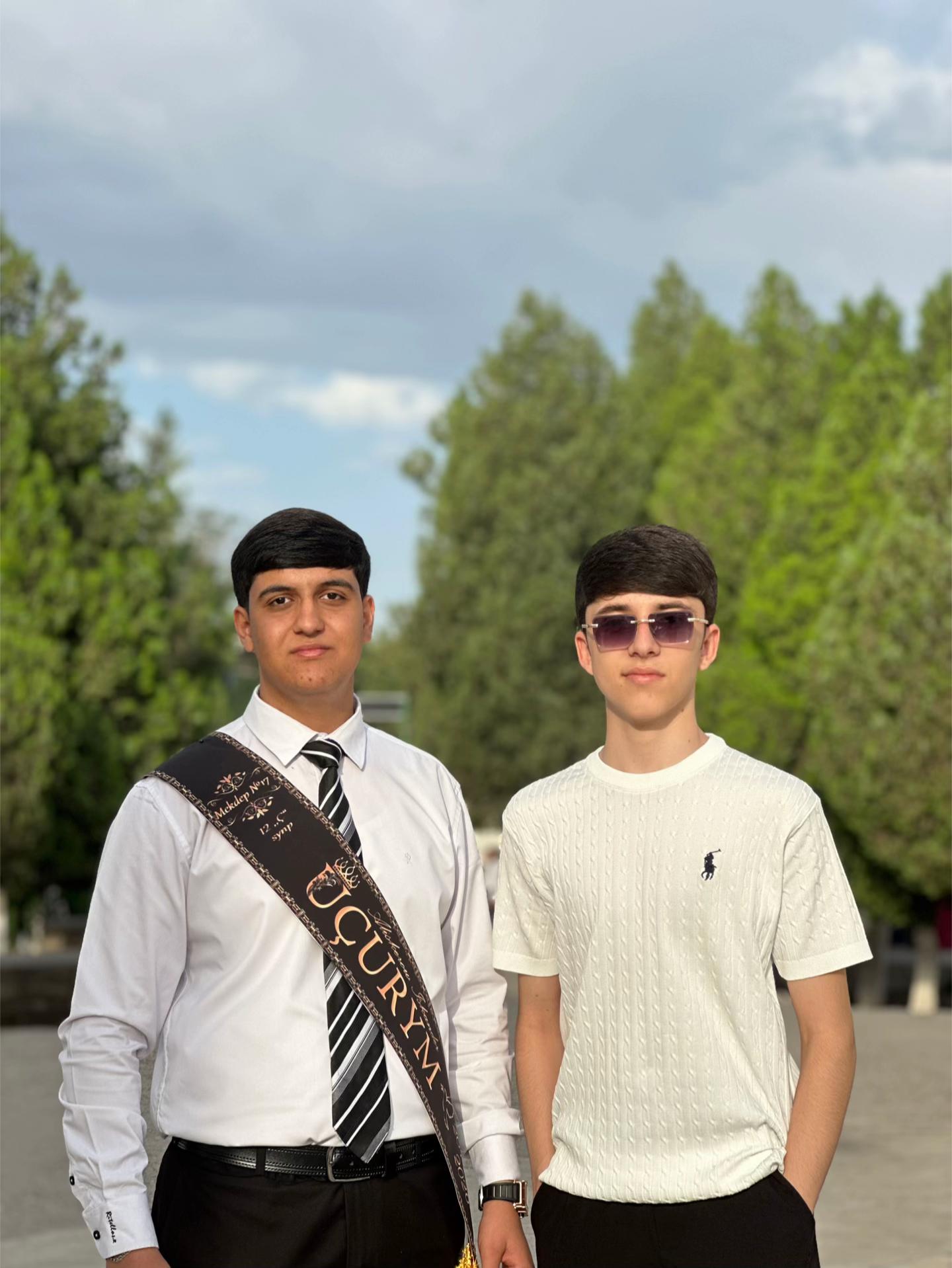 @𝐆𝐮𝐥𝐚𝐦𝐨𝐯𝐯