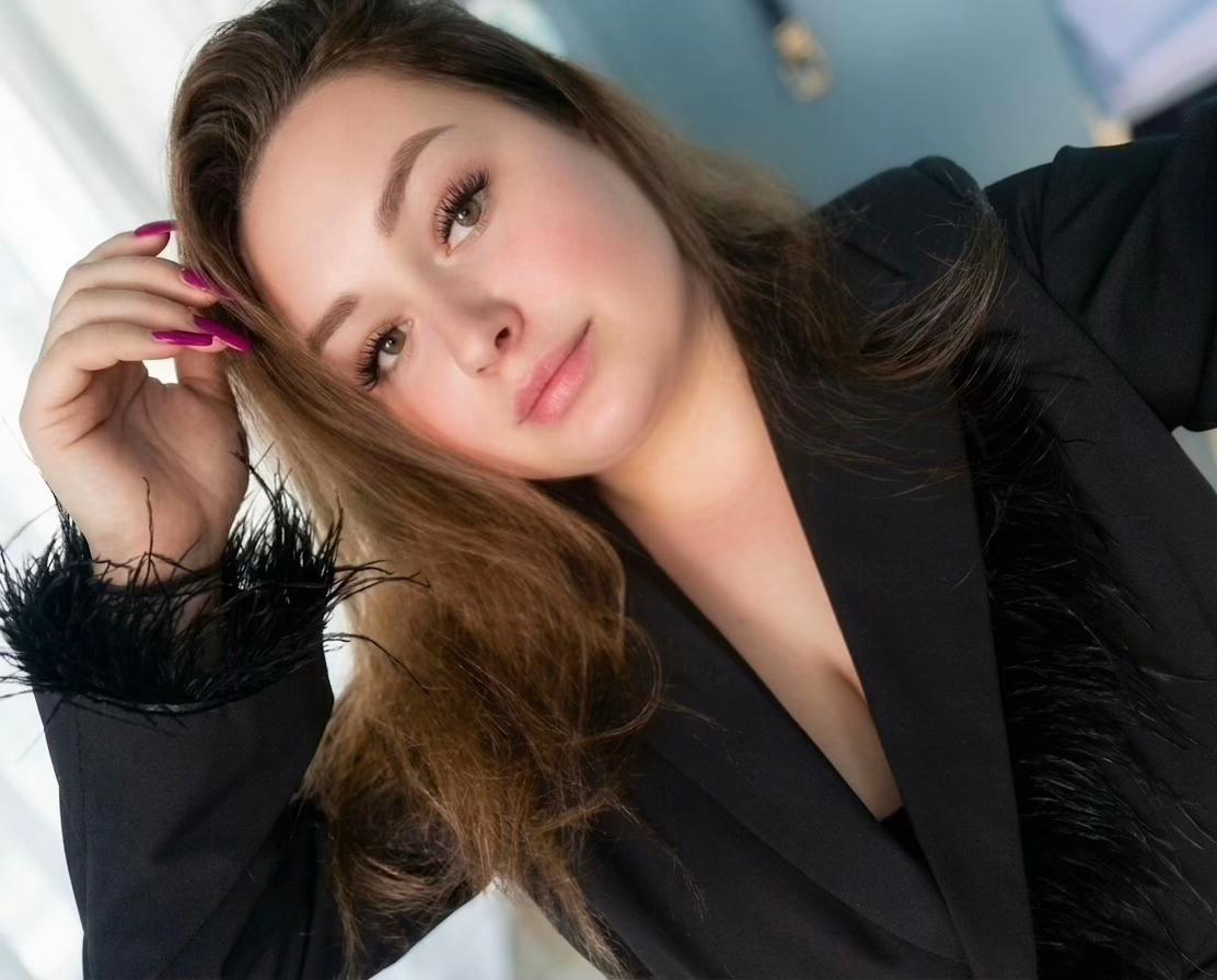 @Eseniya🖤