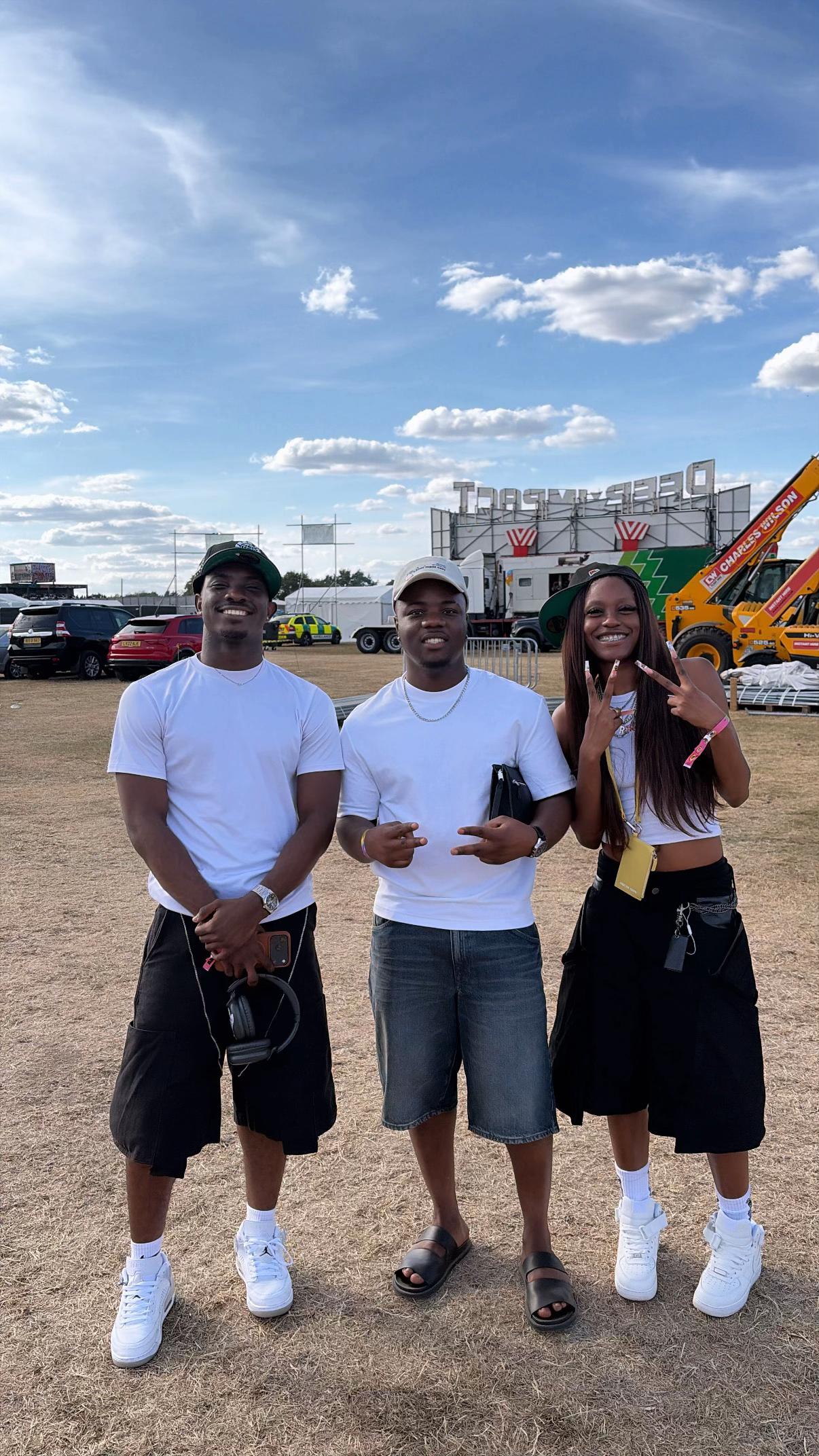 @𝐑𝐎𝐍𝐀𝐋𝐃𝐎🇬🇭