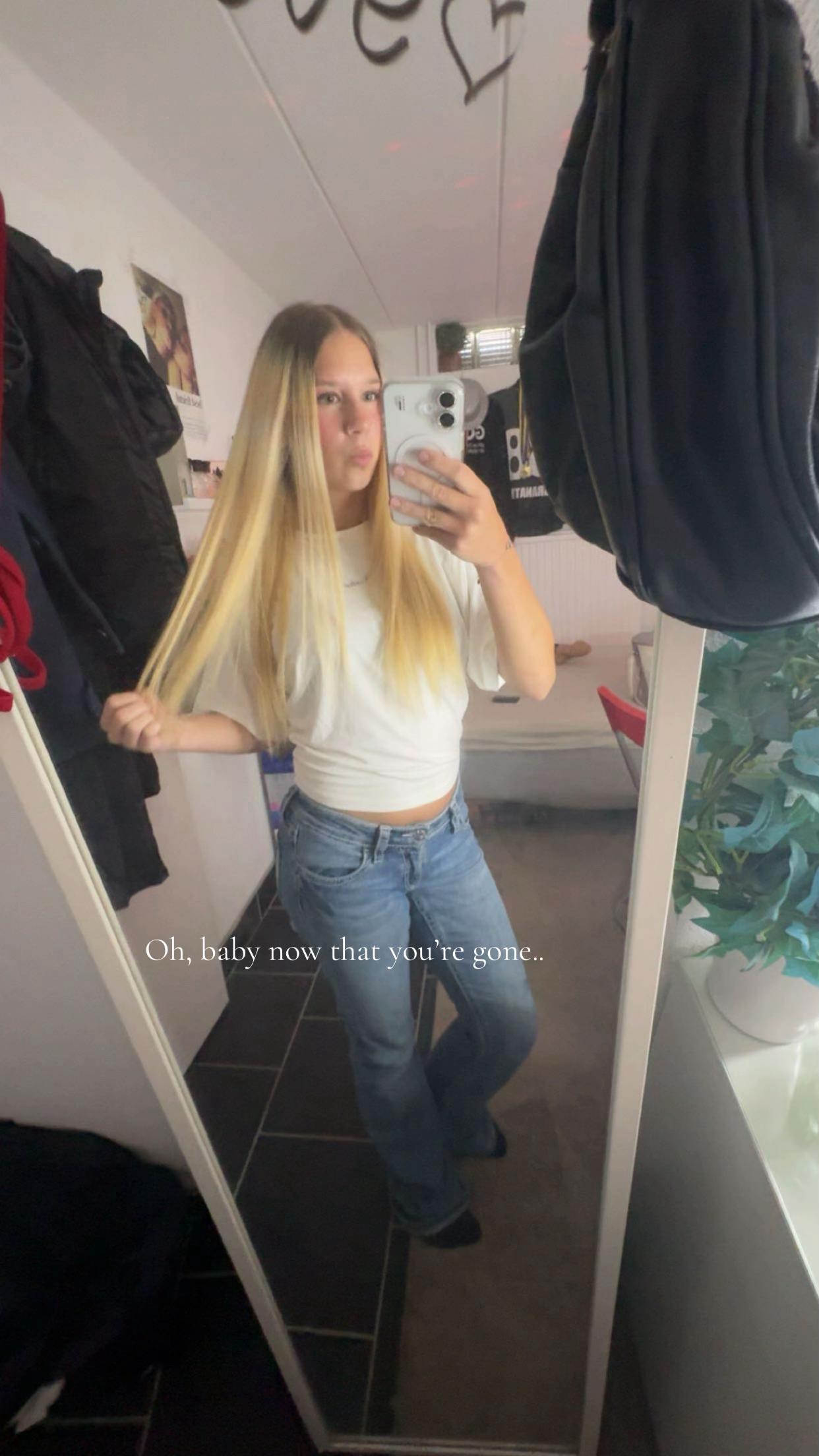@𝒪𝓌ℯ𝓁𝒾𝒶 𝒢𝓇𝒶𝓃𝒶𝓉𝒽