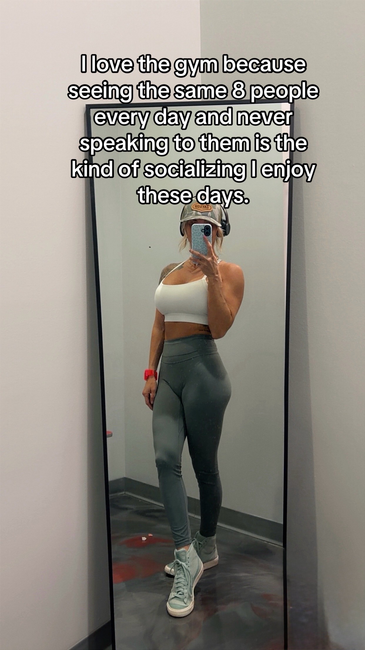 @onlycate_
