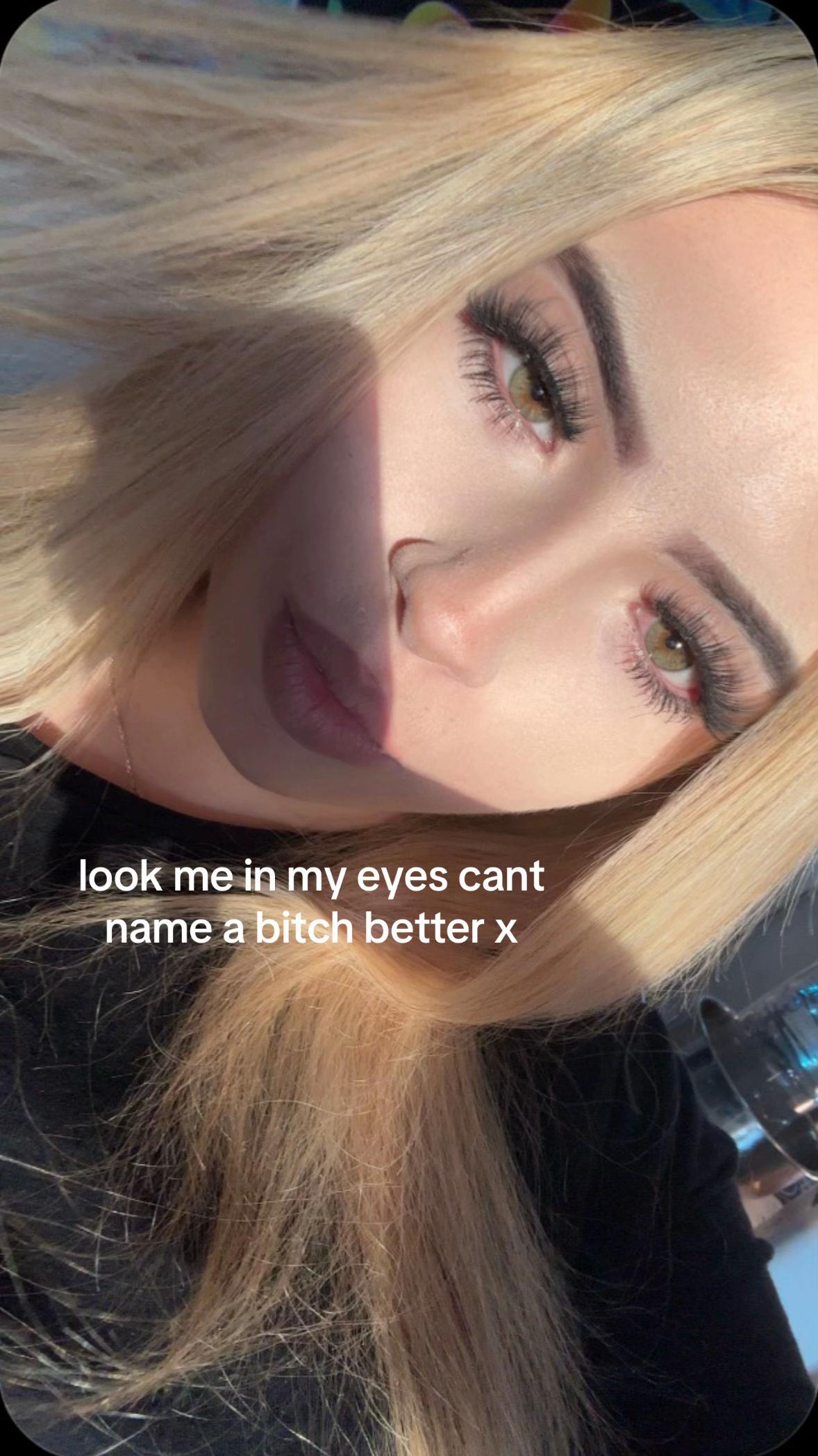 @Ę🧛🏼♀️