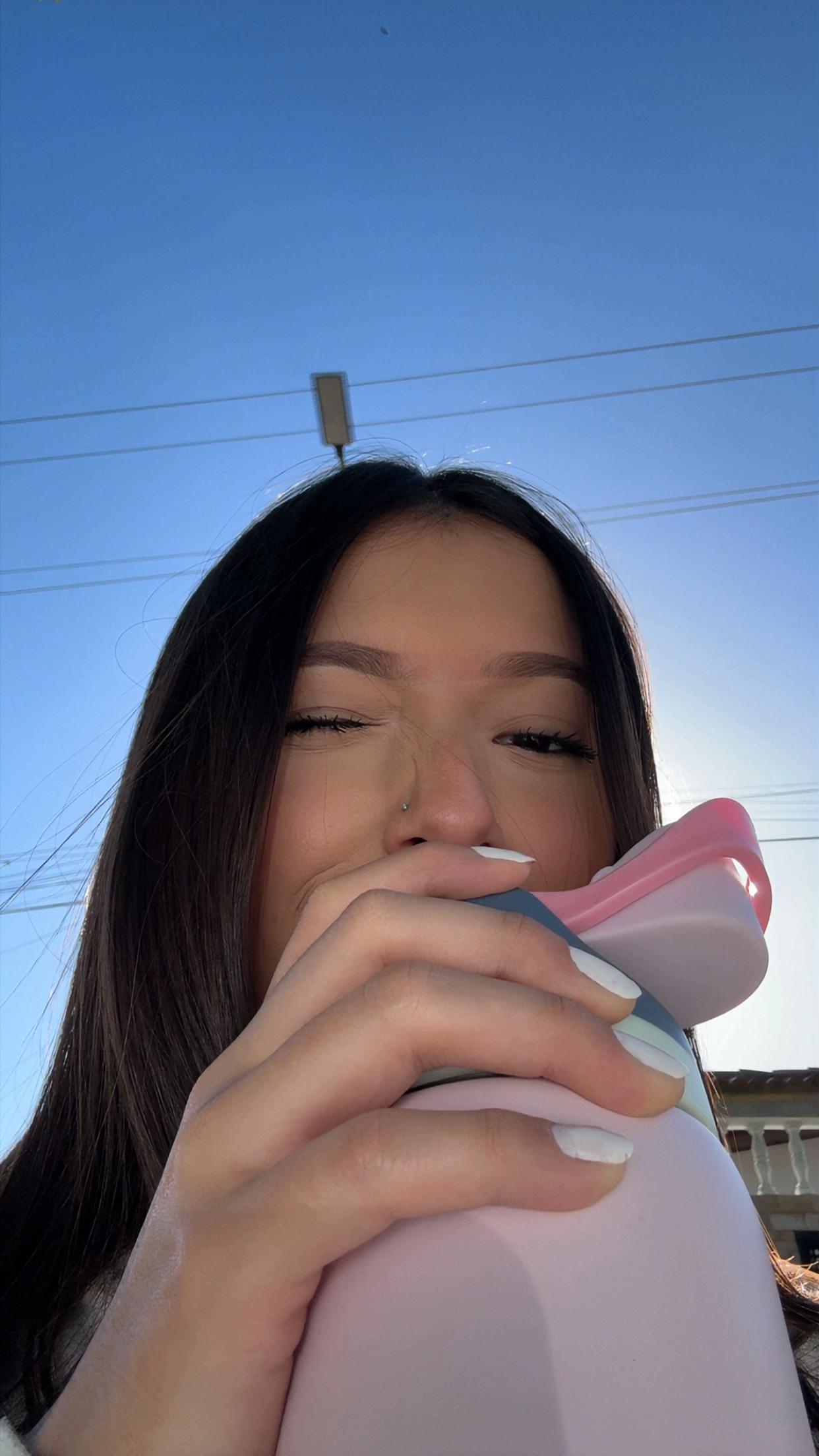 @🧚🏻&zwj;♀️