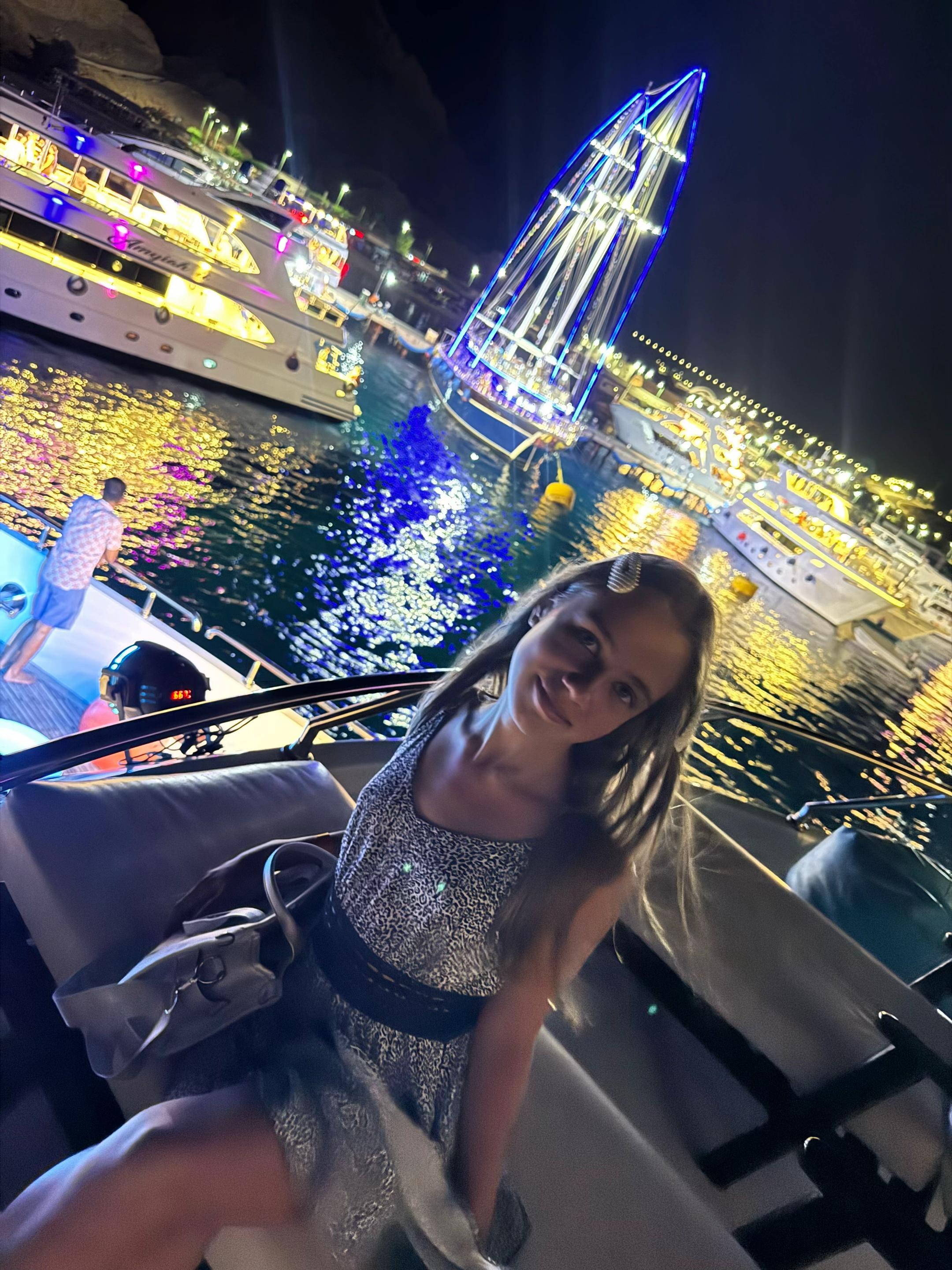 @Aliana🐠🏝