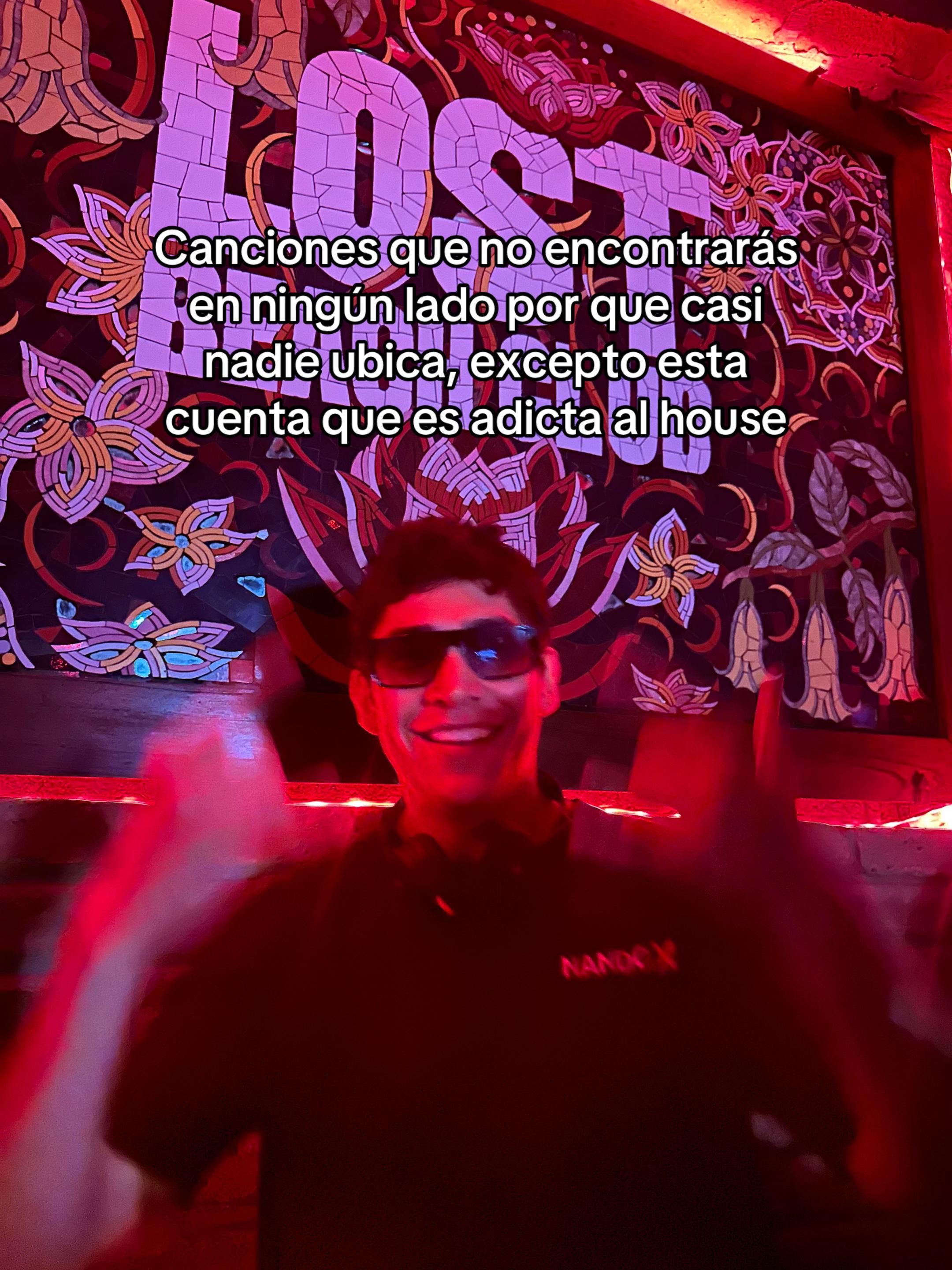 @N A N D O X