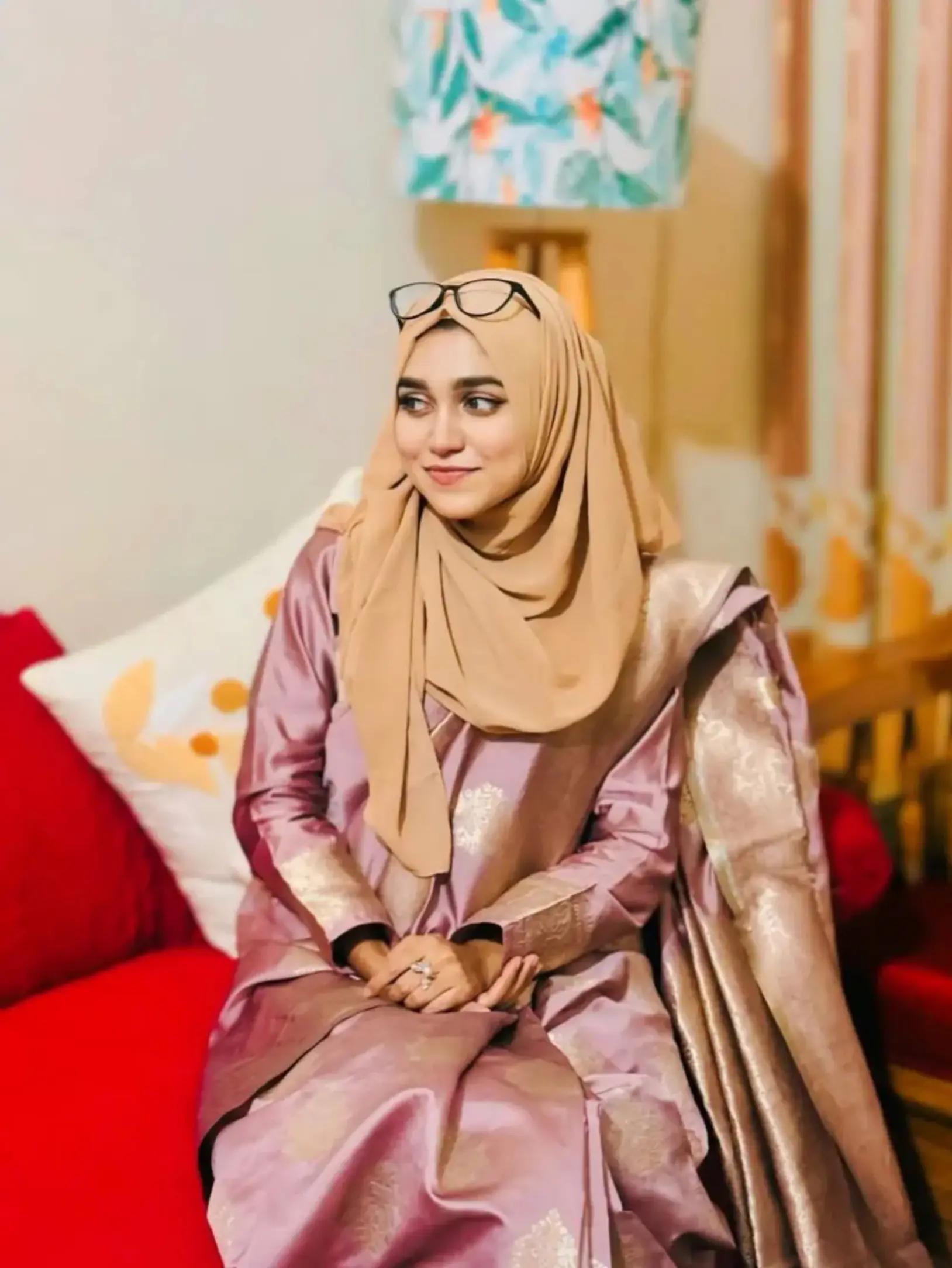 @FarzanaQueen