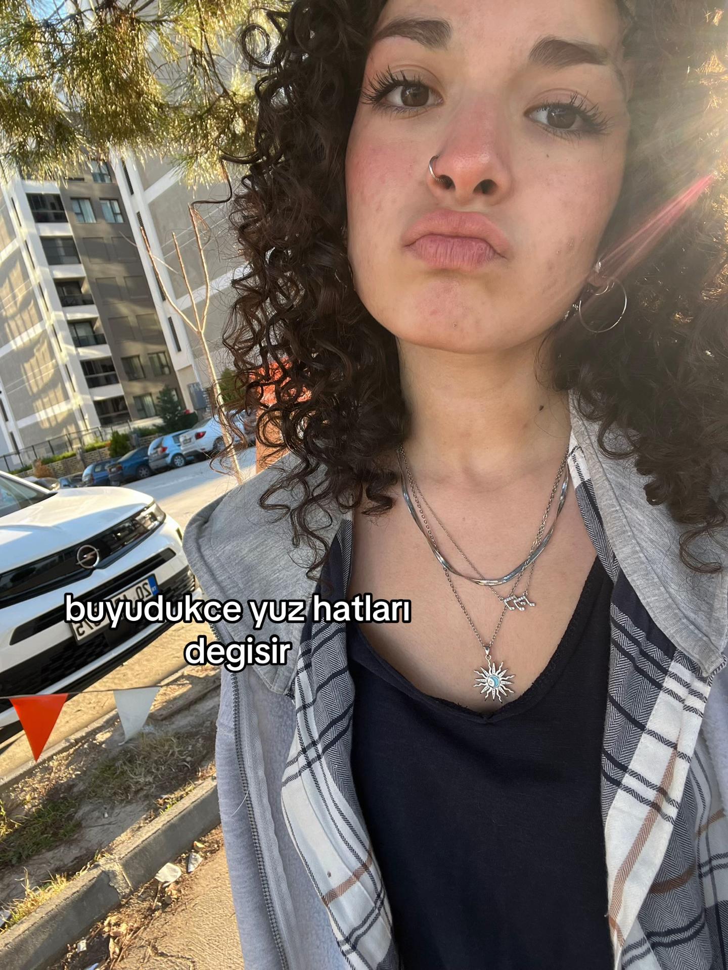 @azra