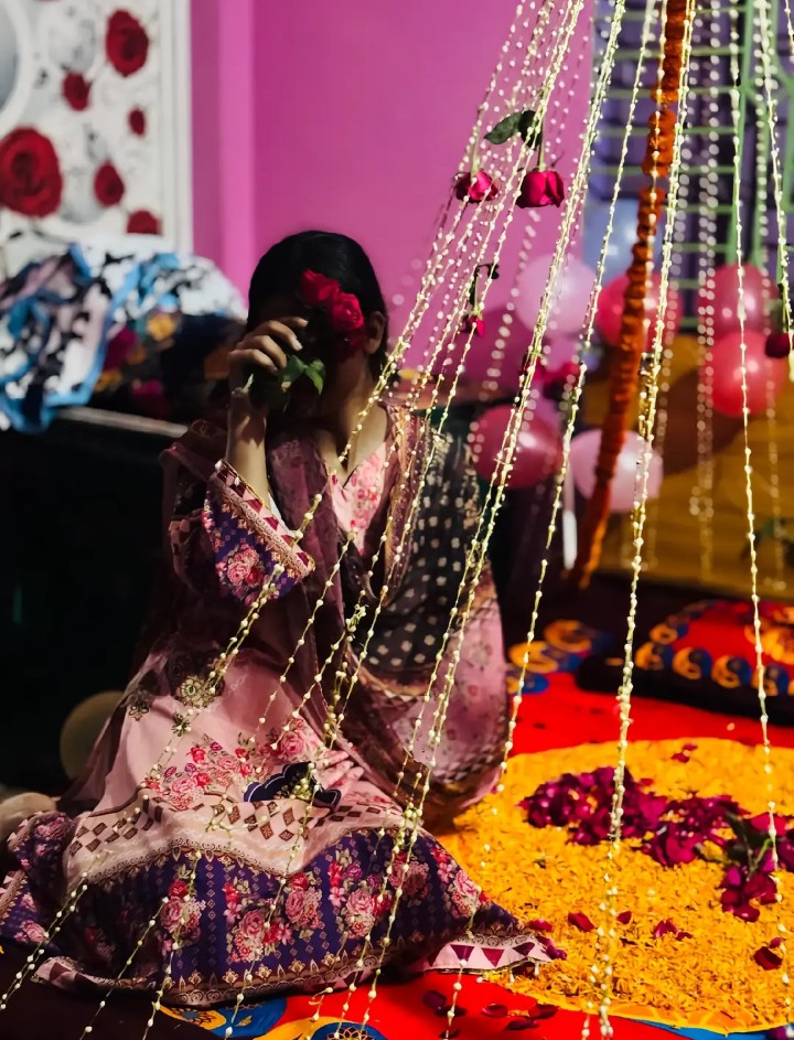 @STUDENT of LAWYE👰♀️নিহা👰♀️