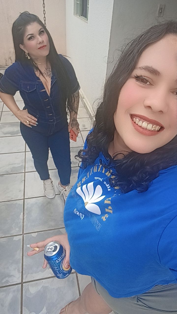 @Elizângela Andrade 🏳️🌈 liza