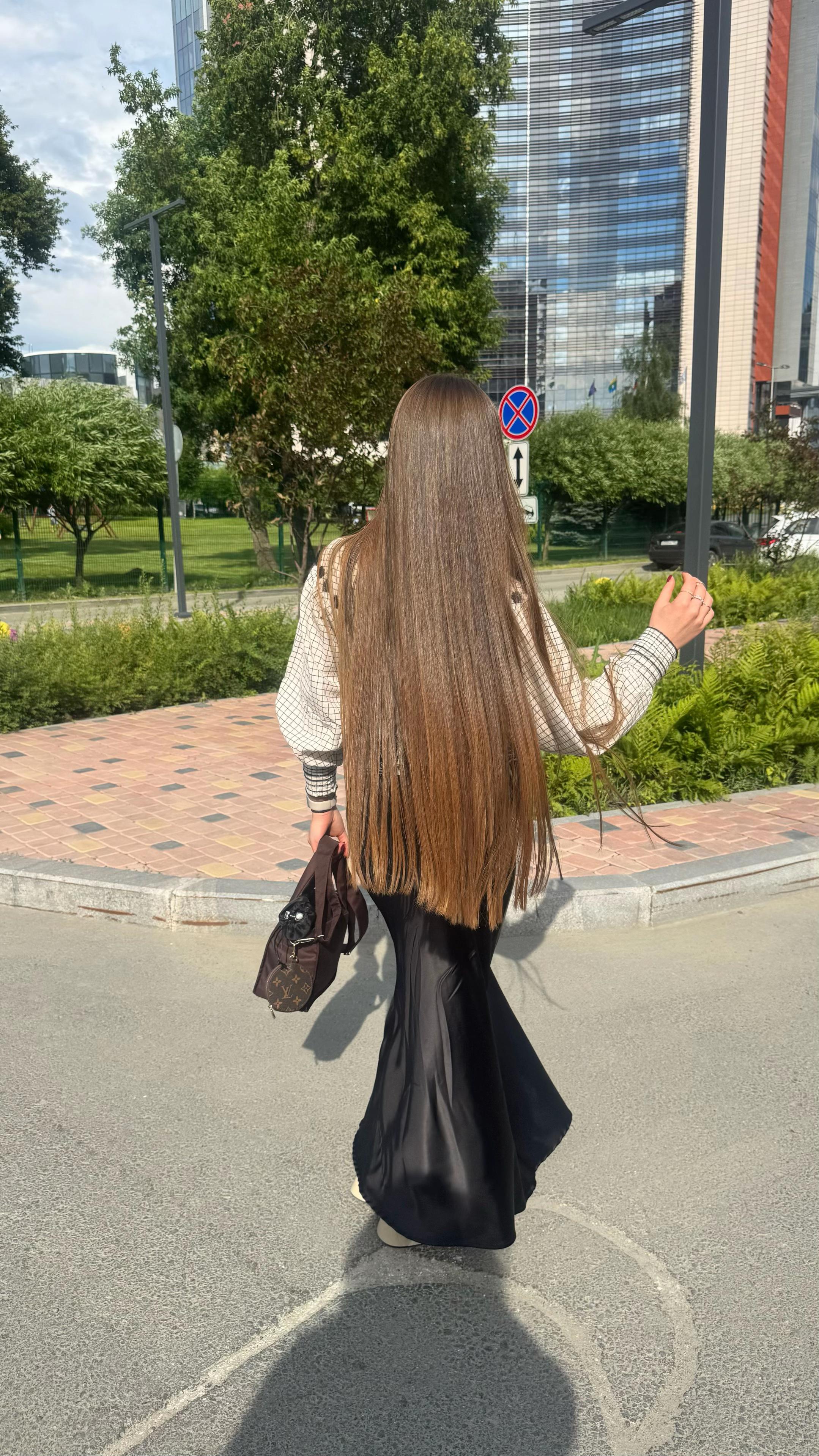 @Яна