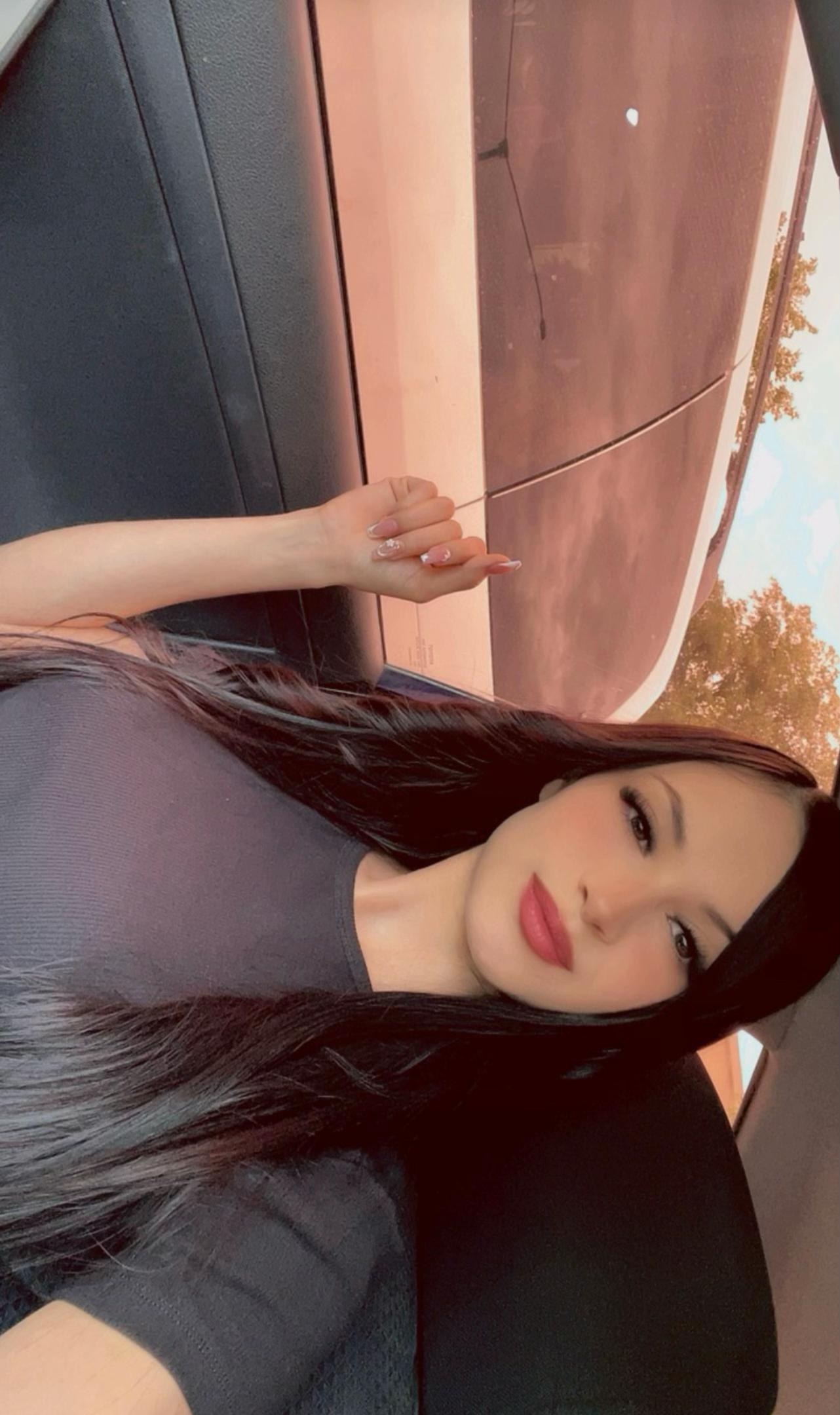 @𝓚𝓪𝓻𝓮𝓷 𝓜𝓞.