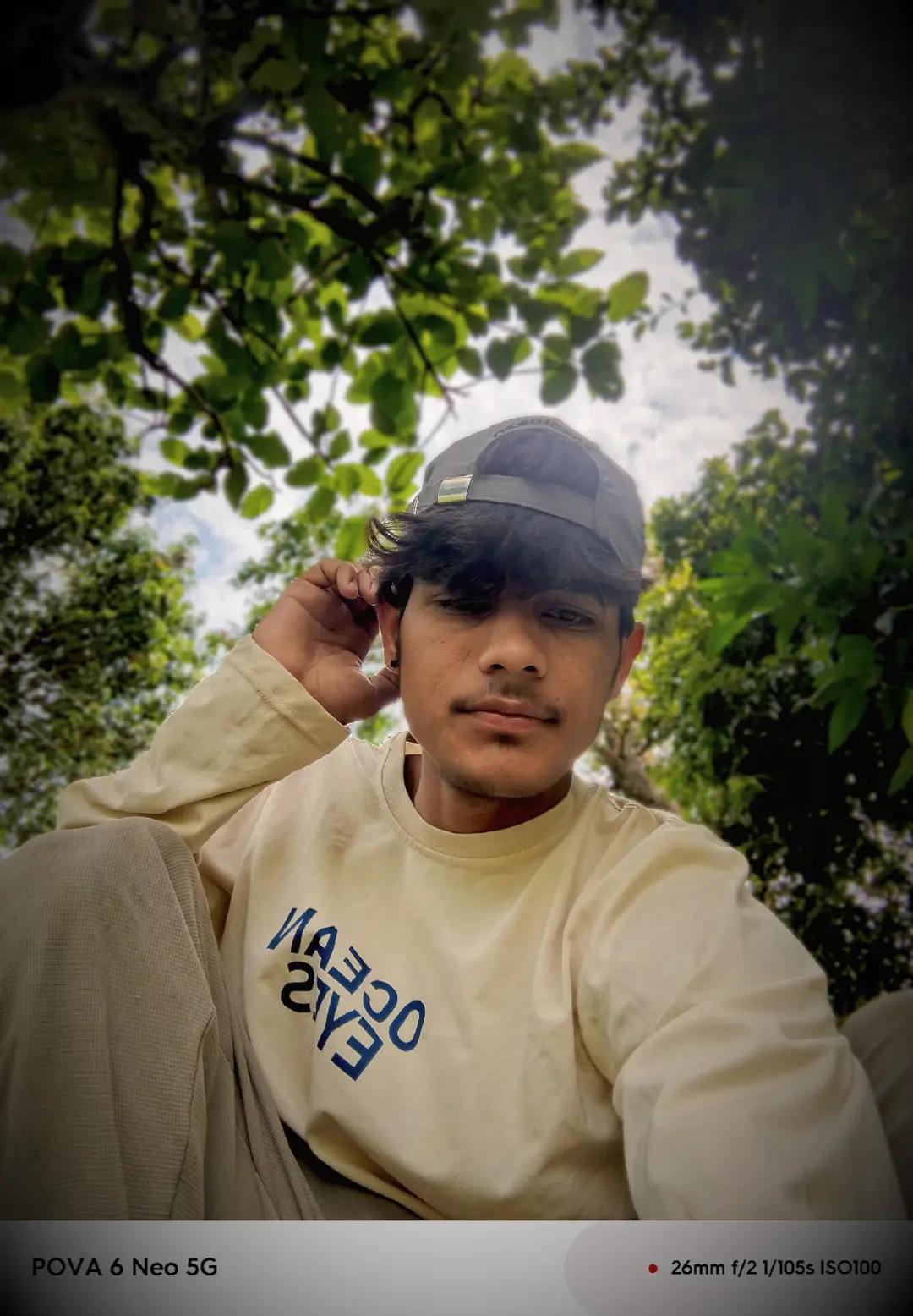 @Ãl éx bisty